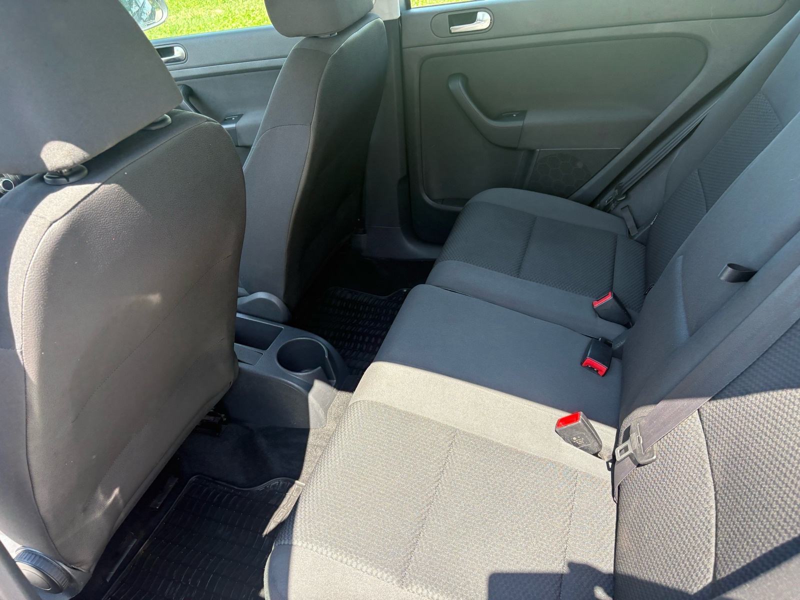 VW Golf 6 Plus 1,6 TDI 97000km TOP STANJE, fotografija 12