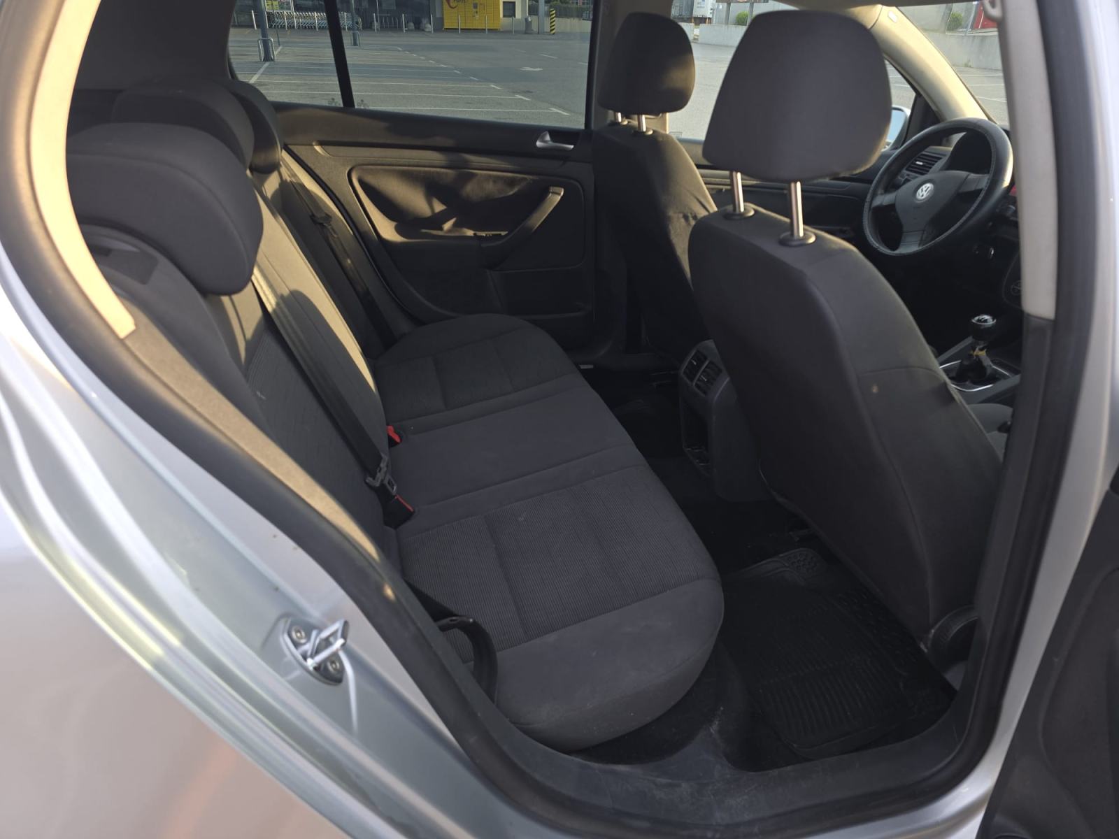VW Golf 1,9 TDI 2007 god reg 5/2027 kreditne karticemože zamjena, fotografija 11