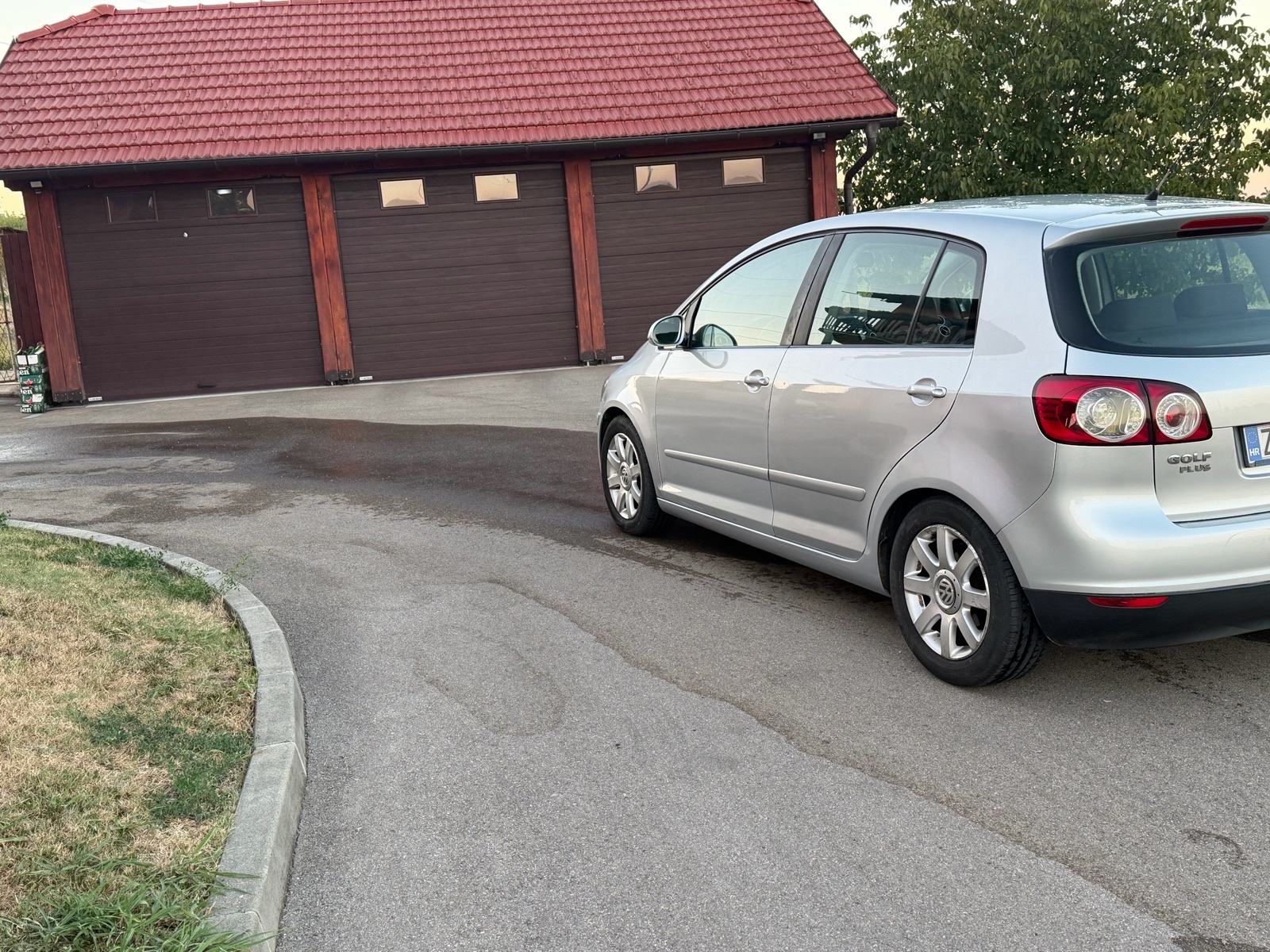 VW Golf Plus 1,9 TDI 77 kw 230 tkm reg god, fotografija 10