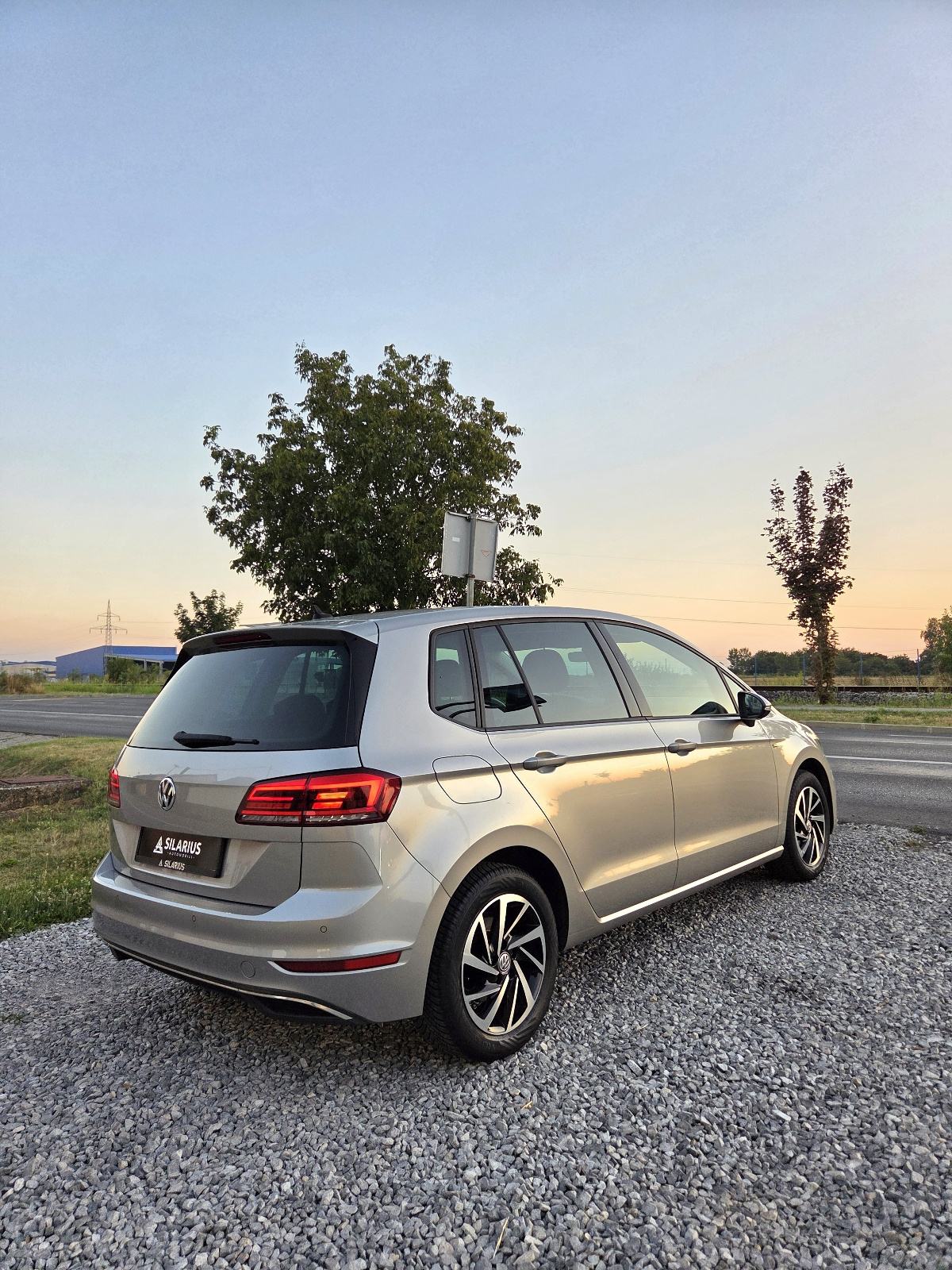 VW Golf Sportsvan 1.5TSI DSG-135TKM-JAMSTVO 12MJ-NAVI,PDC,GRIJ.SJEDALA, fotografija 8