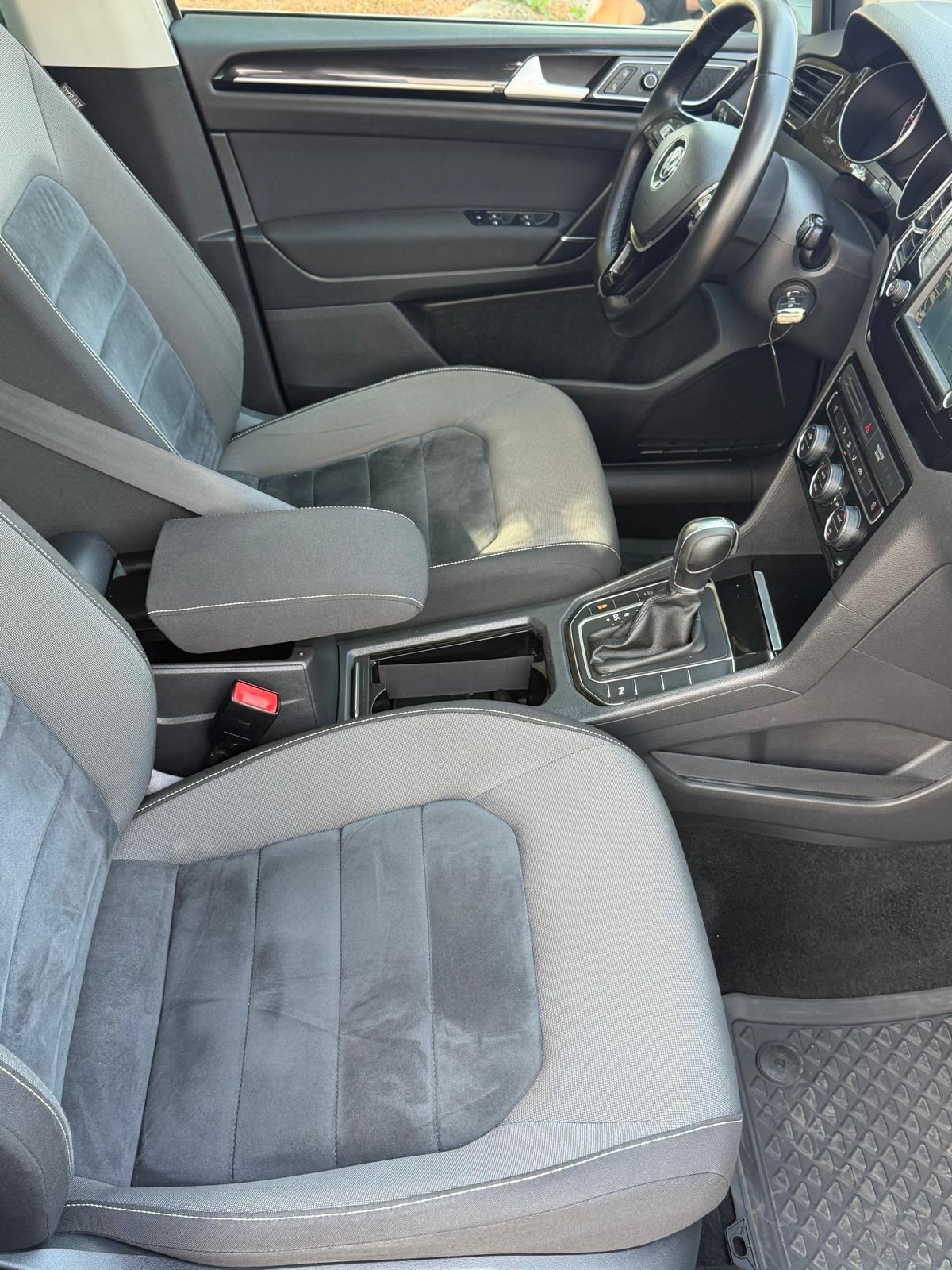 VW Golf Sportsvan 1,6 TDI DSG HighLine Top stanje!!!, fotografija 15