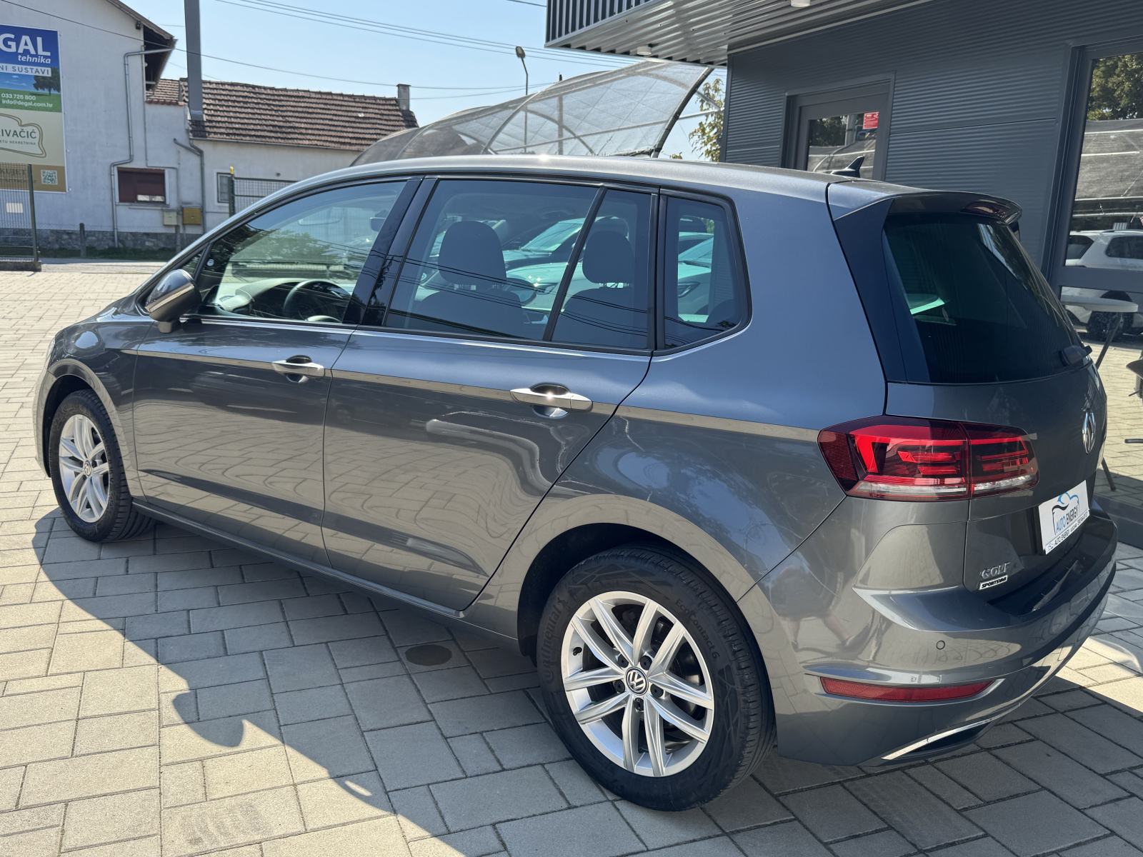 VW Golf Sportsvan 1.6 TDI ⭐ LED, Navi, 2x PDC, Grij.sjed. ⭐, fotografija 9