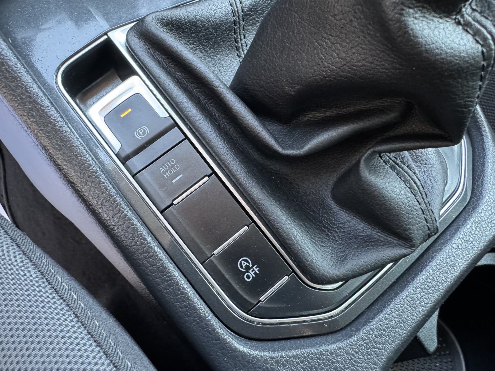 VW Golf Sportsvan 1.6 TDI ⭐ LED, Navi, 2x PDC, Grij.sjed. ⭐, fotografija 12