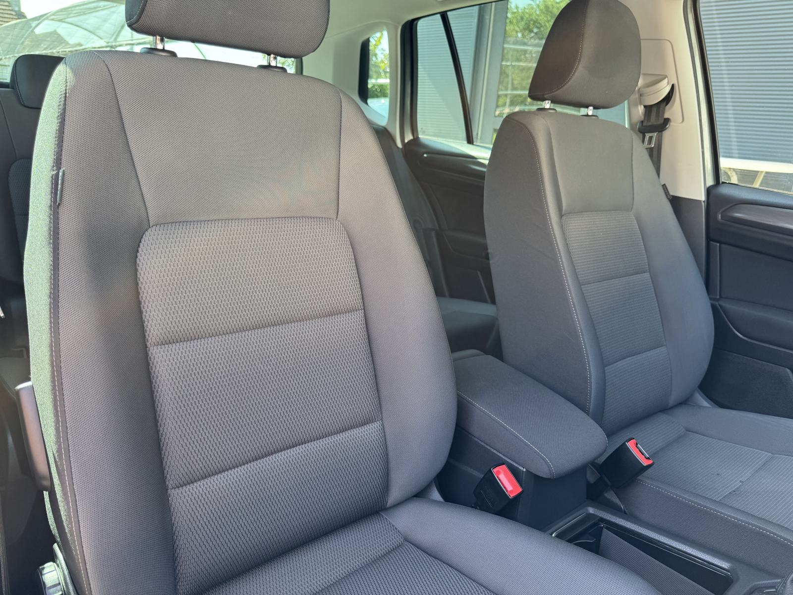 VW Golf Sportsvan 1.6 TDI ⭐ LED, Navi, 2x PDC, Grij.sjed. ⭐, fotografija 18