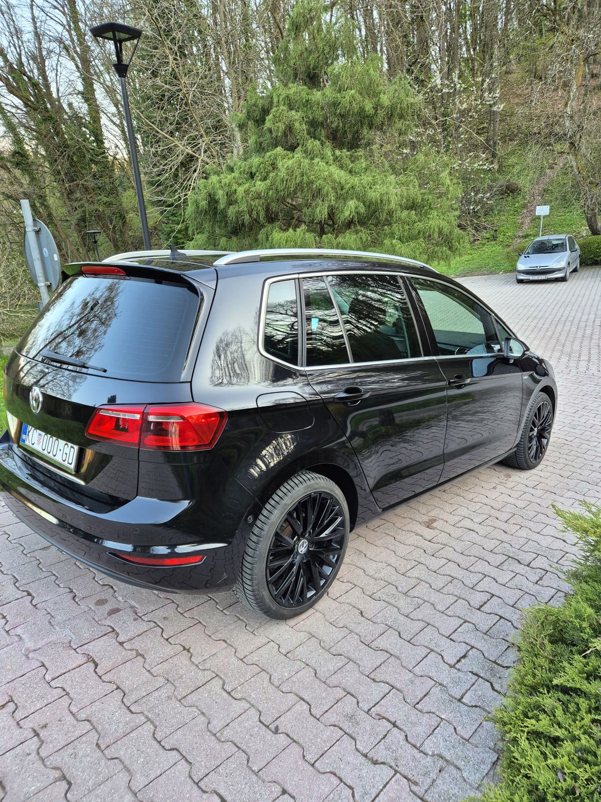 VW Golf Sportsvan 2.0 TDI, fotografija 3