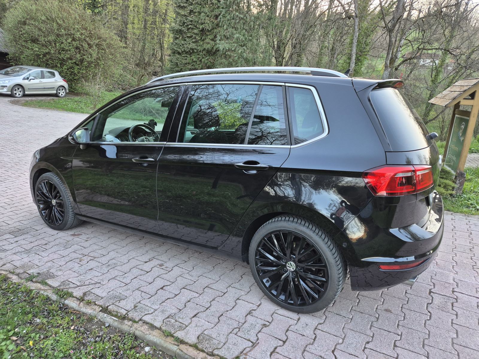 VW Golf Sportsvan 2.0 TDI, fotografija 2
