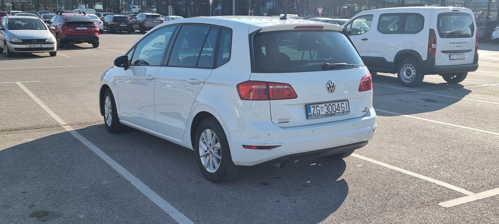 VW Golf Sportsvan, fotografija 4