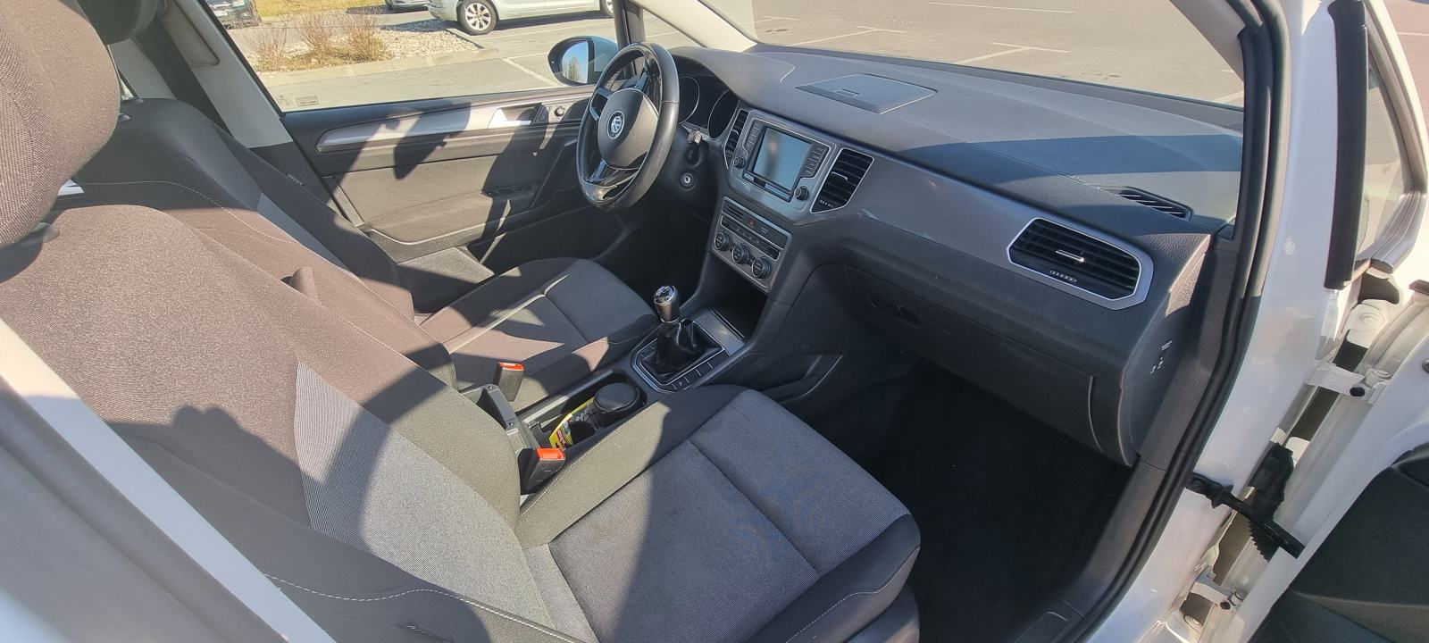 VW Golf Sportsvan, fotografija 5