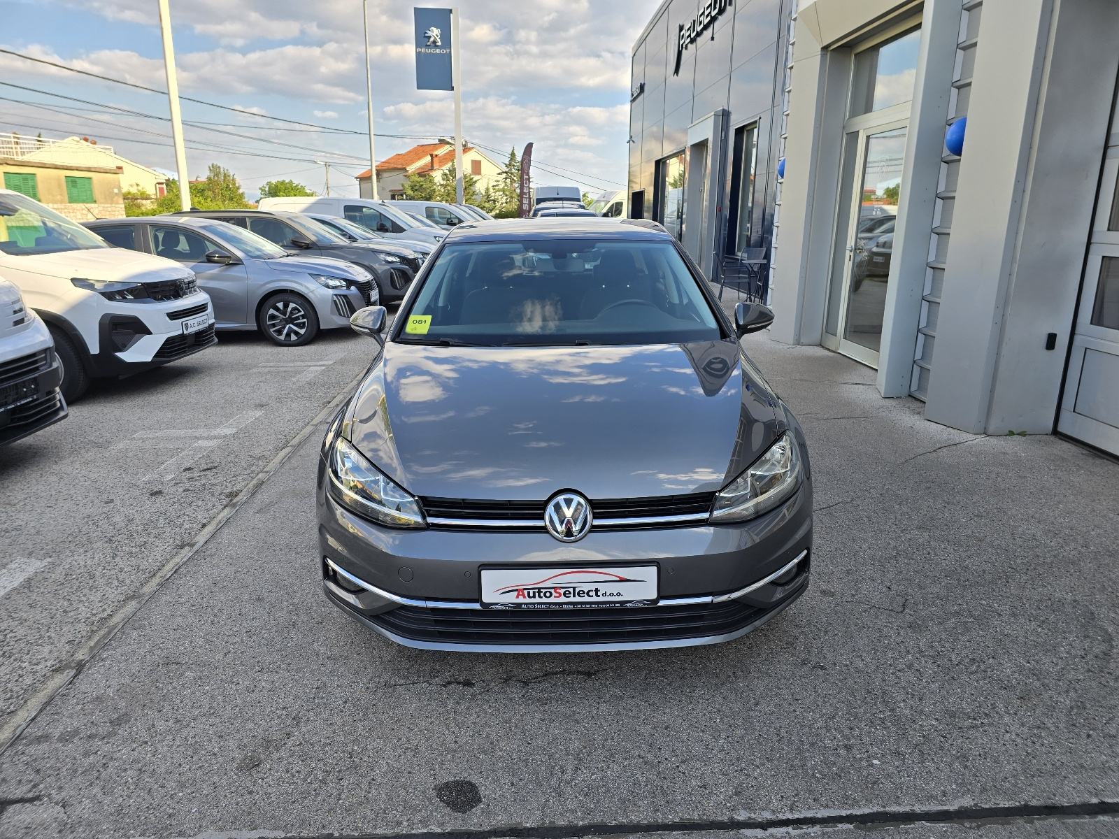 VW Golf VII 1.6 TDI - 2017 - 180000km - GARANCIJA - SERVIS - REG 1 GOD, fotografija 3