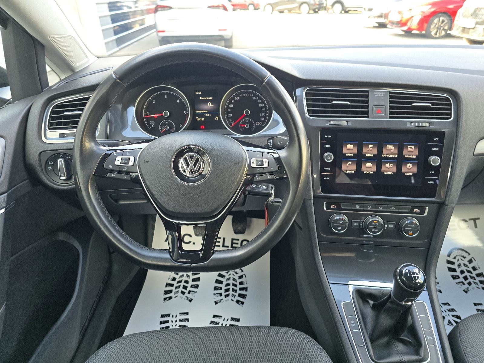 VW Golf VII 1.6 TDI - 2017 - 180000km - GARANCIJA - SERVIS - REG 1 GOD, fotografija 10