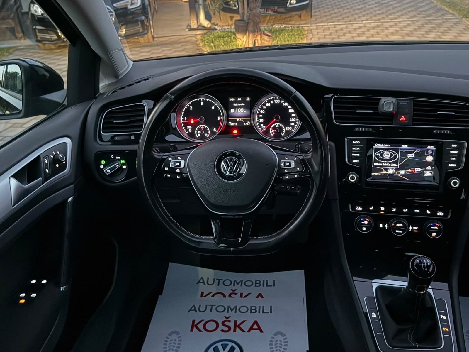 VW Golf VII 1,6 TDI BMT CUP, *BI XENON*, *park pilot*, *kamera*, fotografija 8