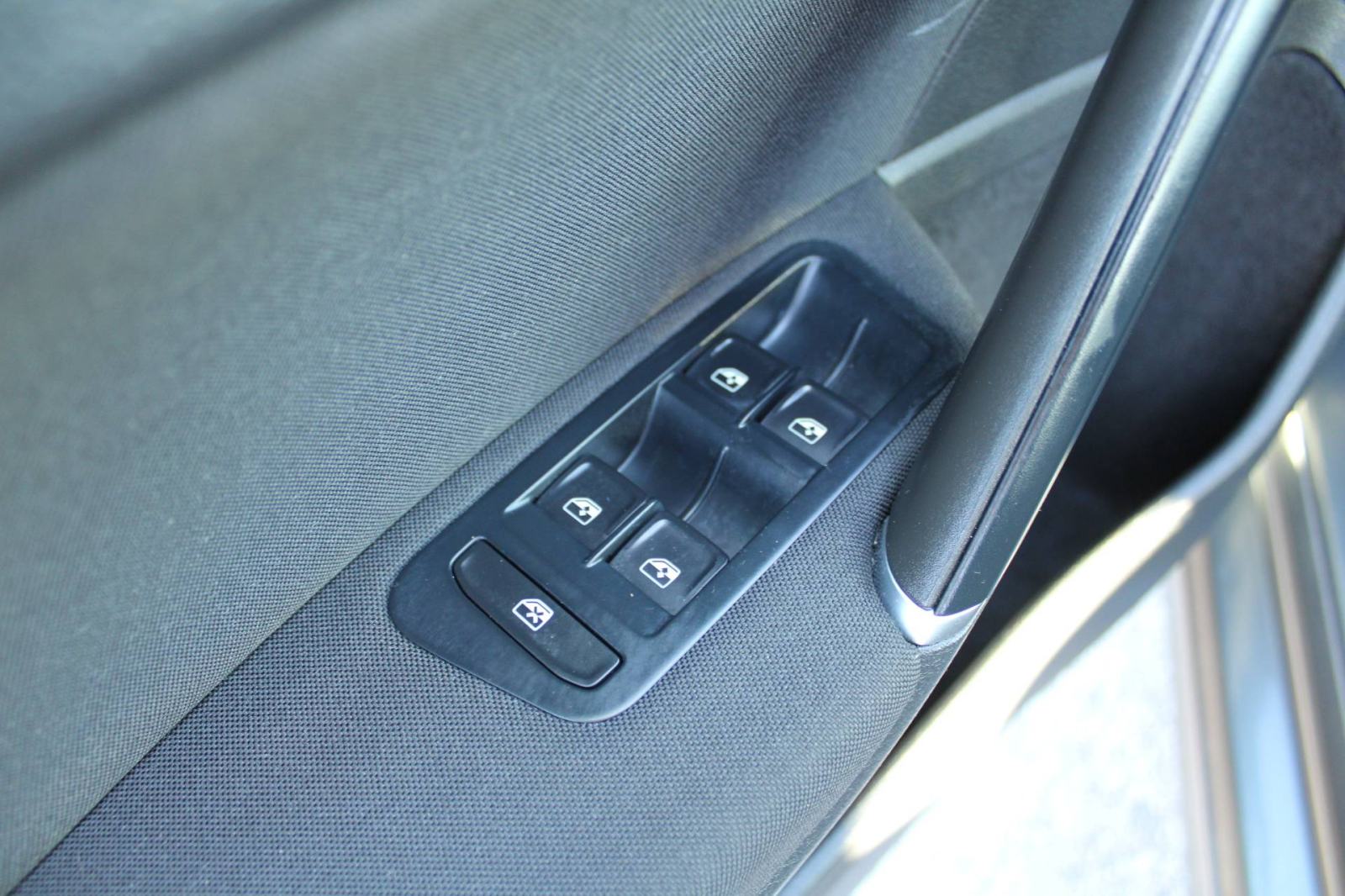 VW Golf VII 1.6 TDi Comfortline - nije uvoz, fotografija 13