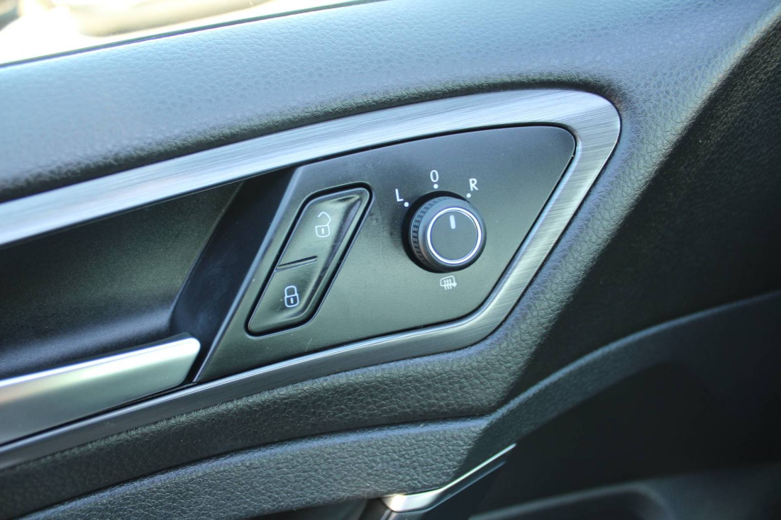 VW Golf VII 1.6 TDi Comfortline - nije uvoz, fotografija 14
