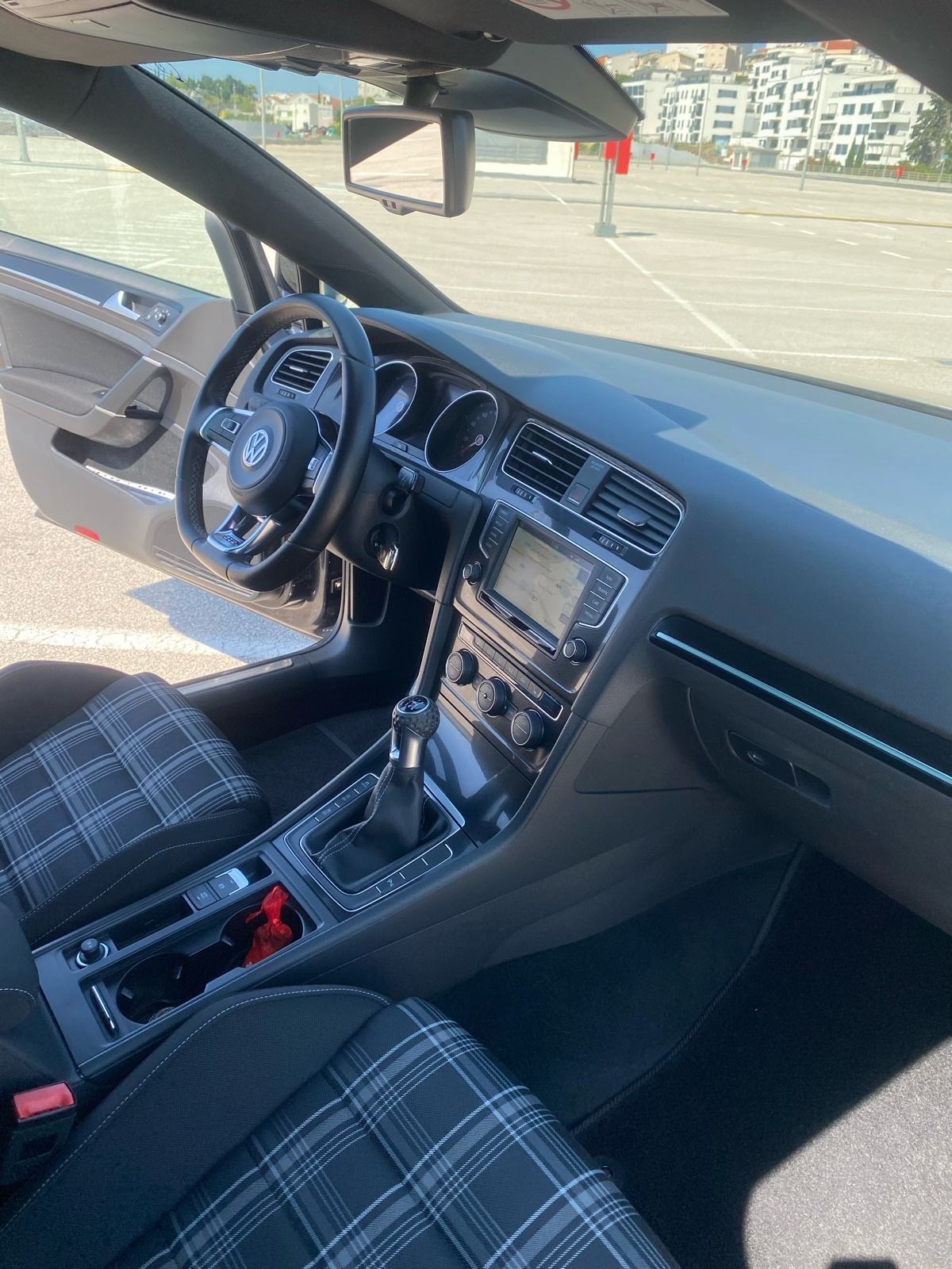 VW Golf VII 2,0 GTD god 2016, fotografija 11