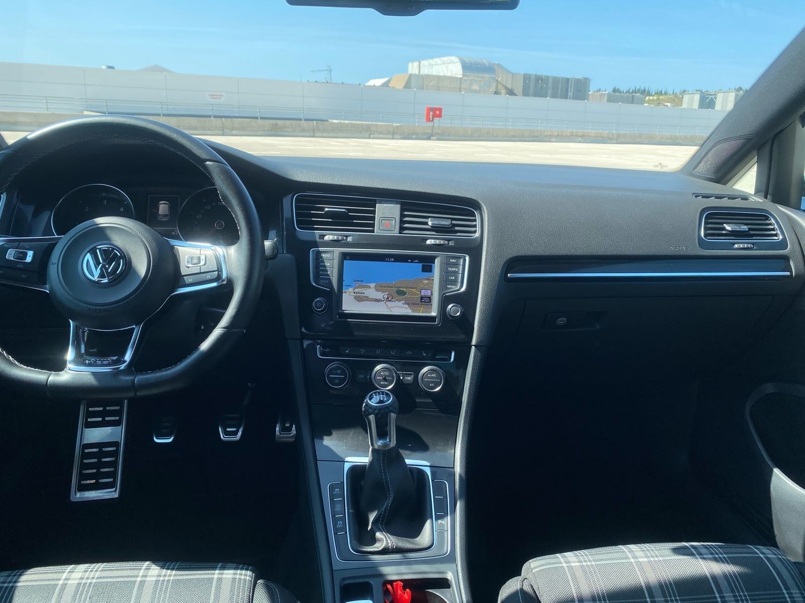 VW Golf VII 2,0 GTD god 2016, fotografija 20