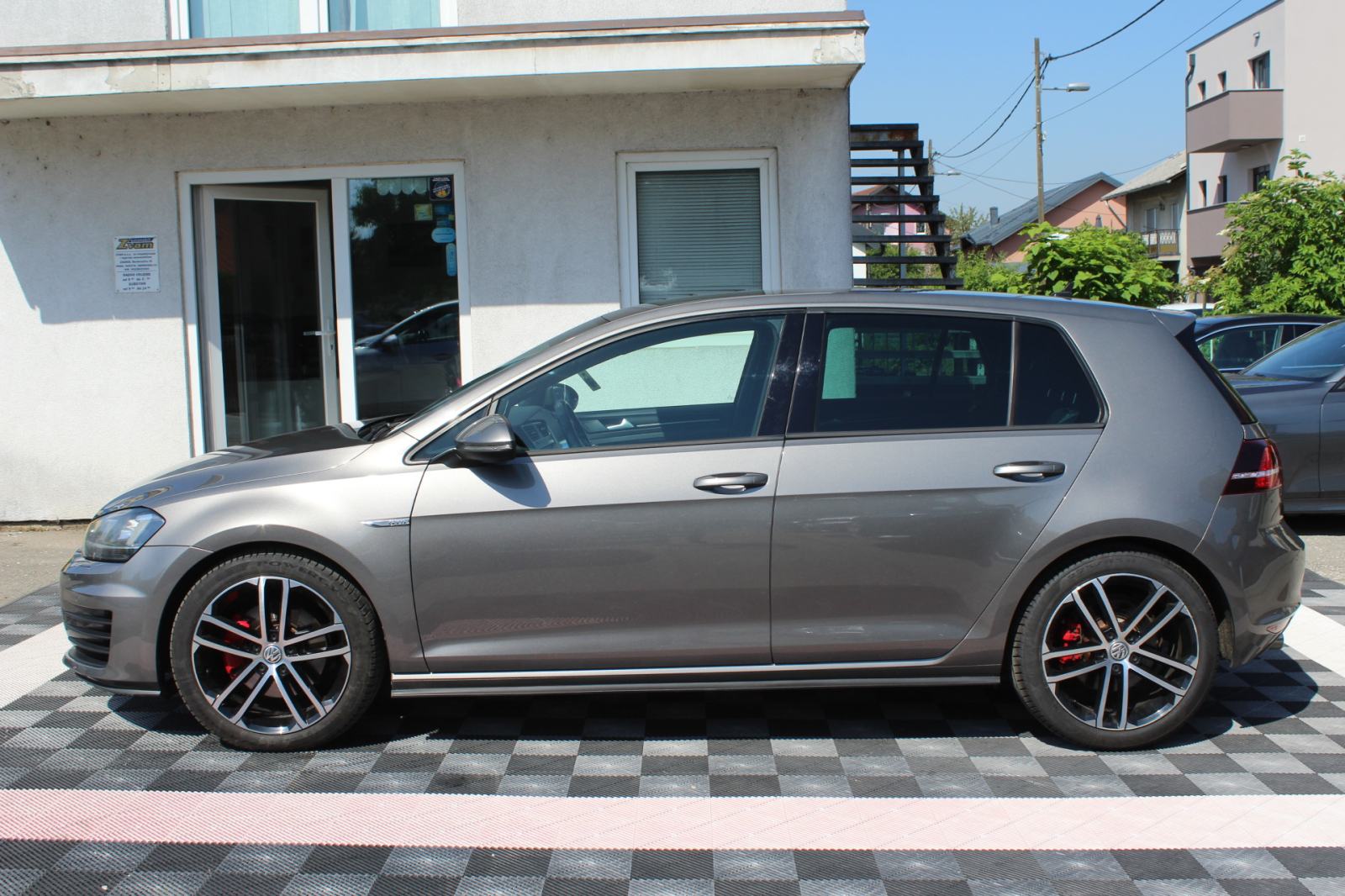 VW Golf VII 2.0 TDI GTD, DSG, XENON, ALU 18", NAVIGACIJA, KAMERA, ITD., fotografija 4