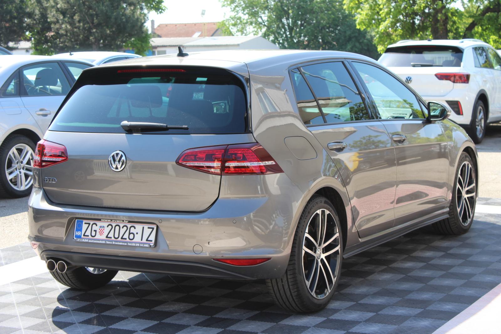 VW Golf VII 2.0 TDI GTD, DSG, XENON, ALU 18", NAVIGACIJA, KAMERA, ITD., fotografija 7