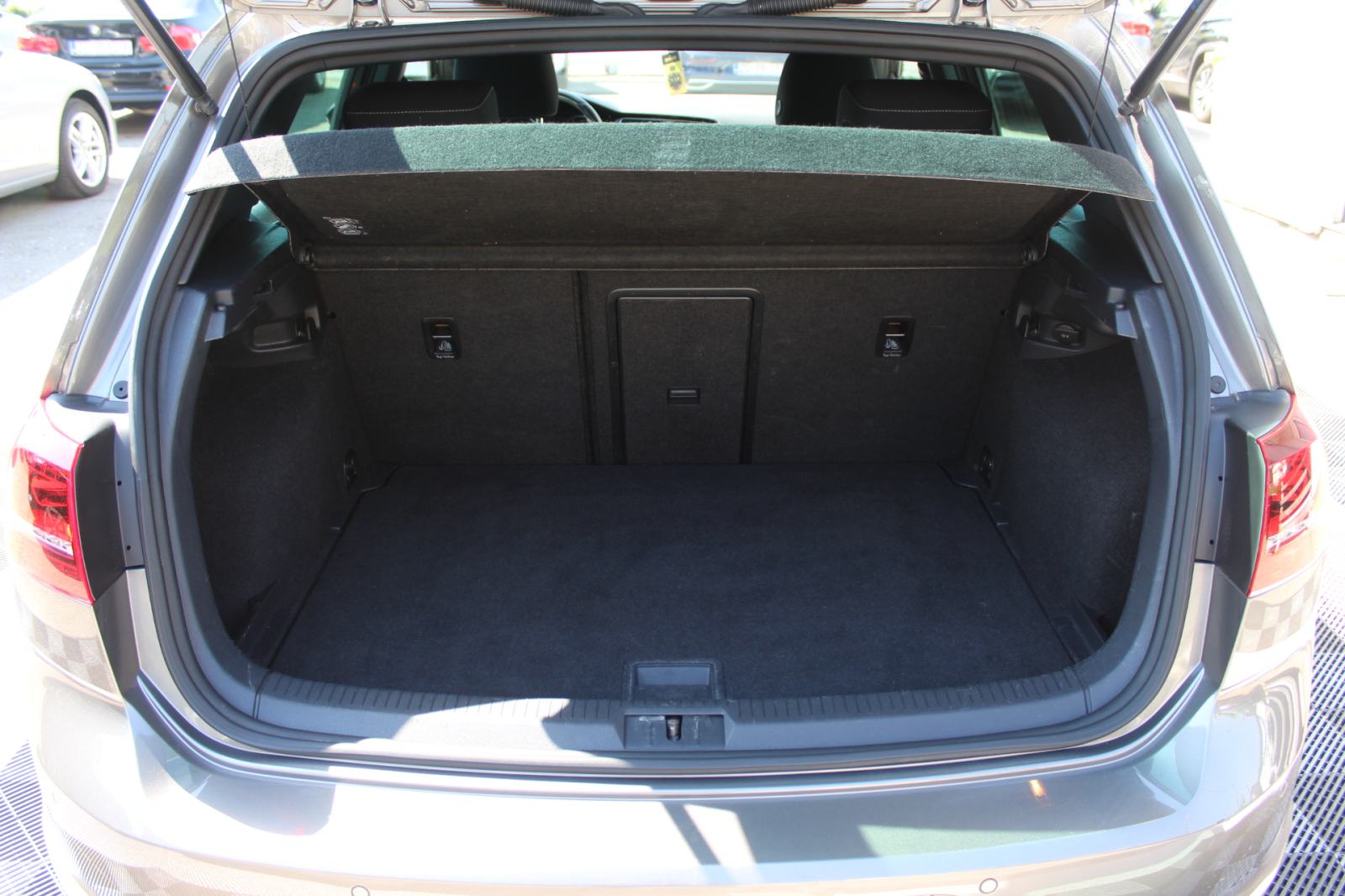 VW Golf VII 2.0 TDI GTD, DSG, XENON, ALU 18", NAVIGACIJA, KAMERA, ITD., fotografija 15