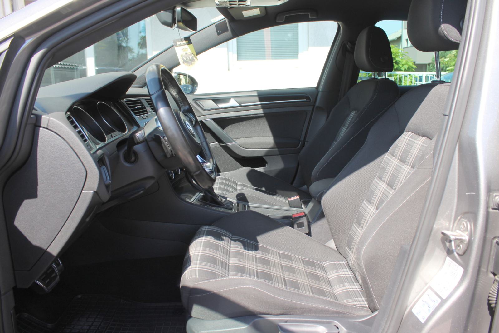 VW Golf VII 2.0 TDI GTD, DSG, XENON, ALU 18", NAVIGACIJA, KAMERA, ITD., fotografija 8