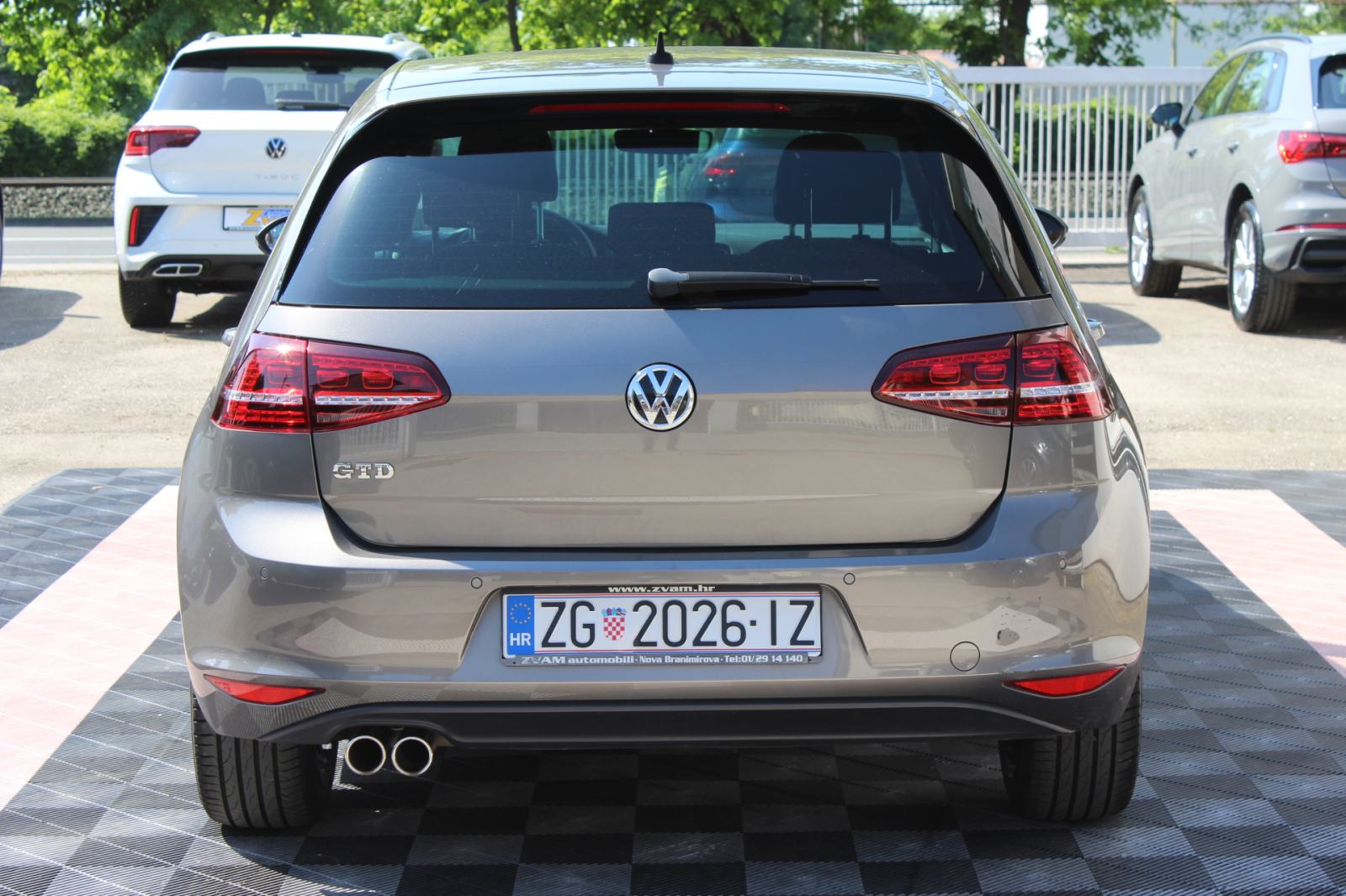 VW Golf VII 2.0 TDI GTD, DSG, XENON, ALU 18", NAVIGACIJA, KAMERA, ITD., fotografija 6