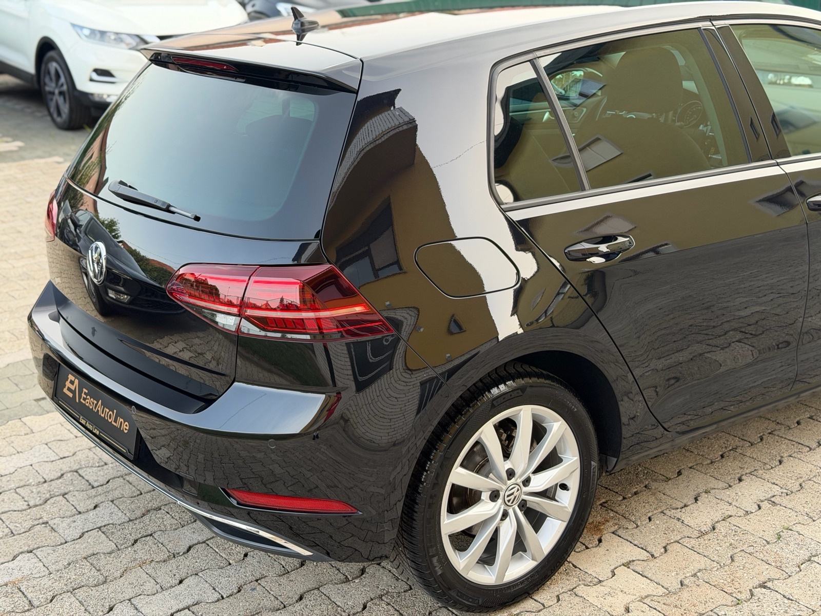 VW Golf VII 7 1,6 TDI Redizajn, Join, Navigacija, Alu 17", Servisna, fotografija 13
