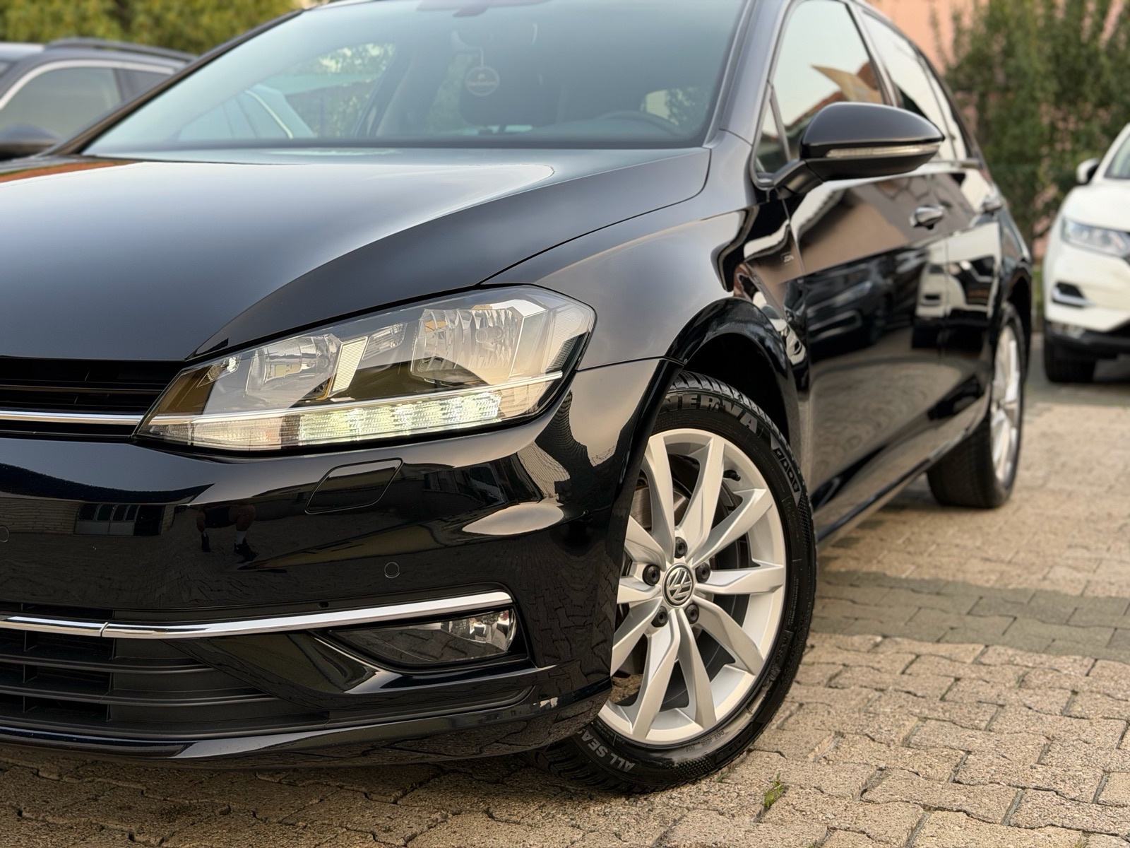 VW Golf VII 7 1,6 TDI Redizajn, Join, Navigacija, Alu 17", Servisna, fotografija 7