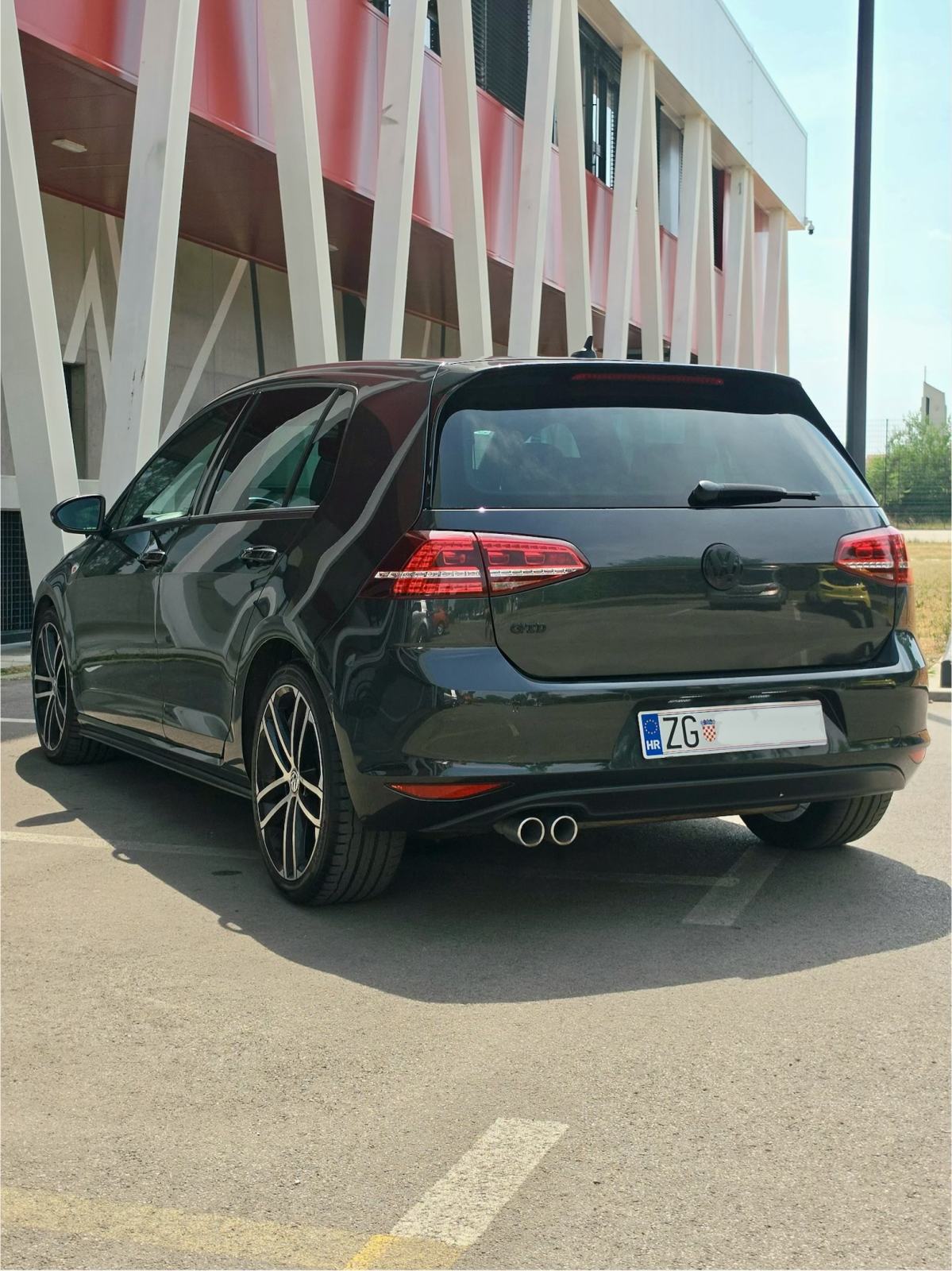 VW Golf VII GTD | DSG 135 Kw | Sport & Sound | Webasto | 168tkm, fotografija 2