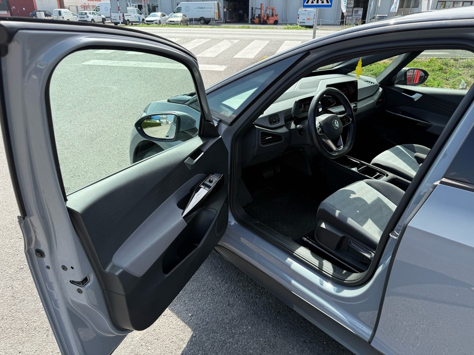 VW ID.3 Pro - NAVI, LED - REG 01/2027, fotografija 12