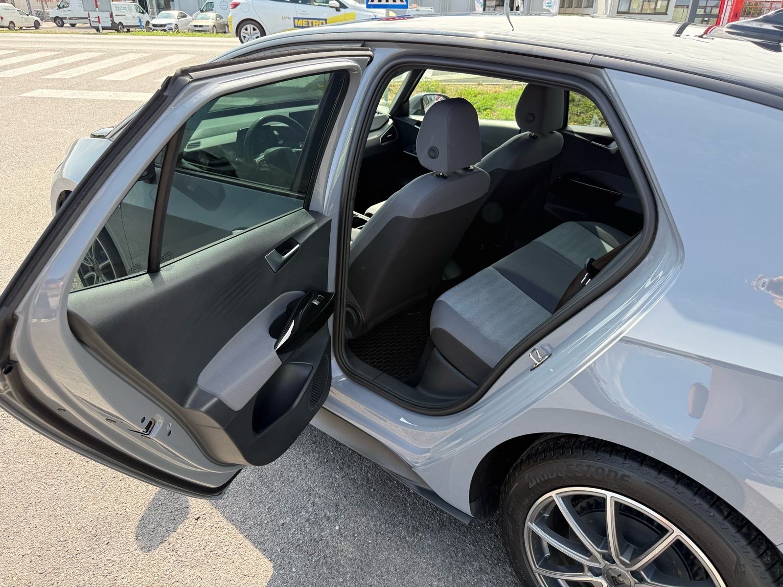 VW ID.3 Pro - NAVI, LED - REG 01/2027, fotografija 14