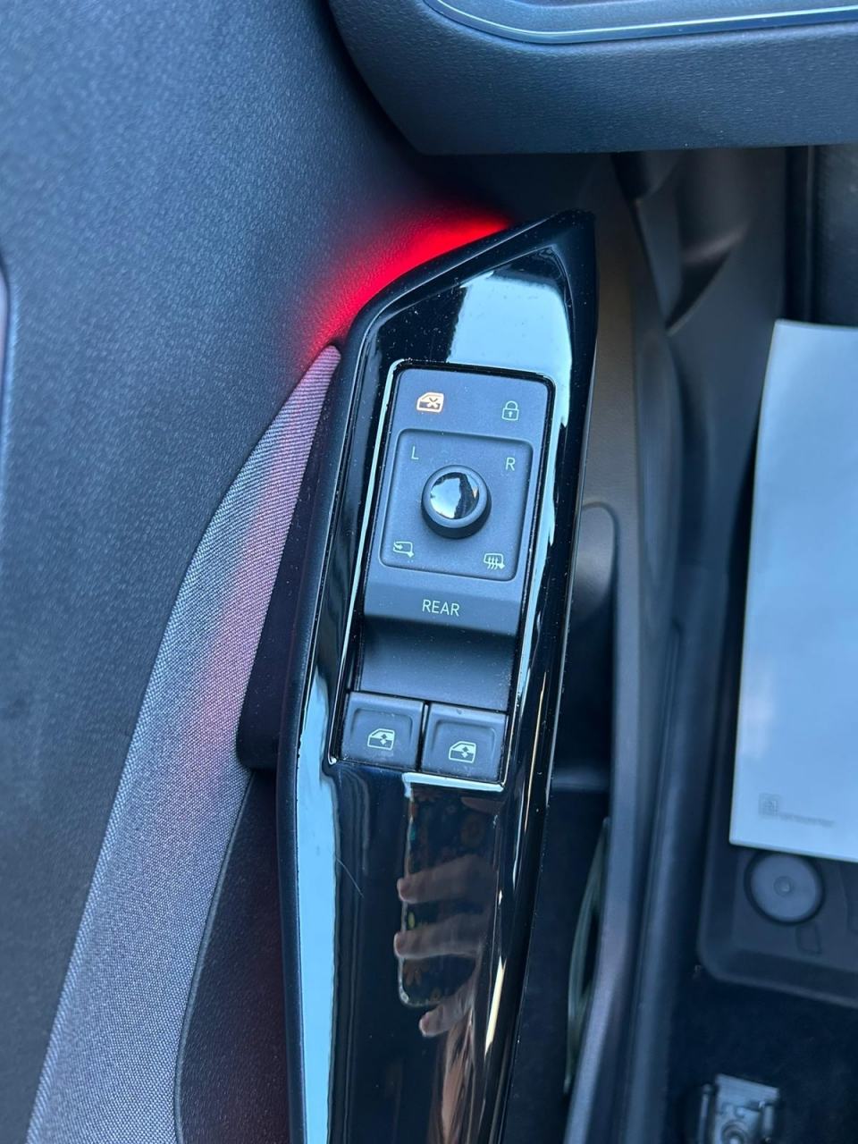 VW ID.3 Pro (58 kWh), 2021 god., fotografija 9