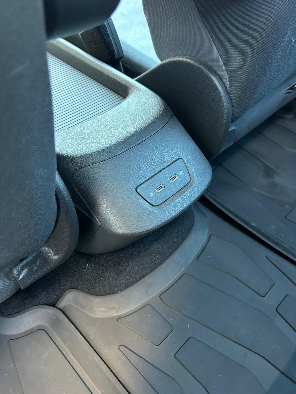 VW ID.3 Pro (58 kWh), 2021 god., fotografija 16