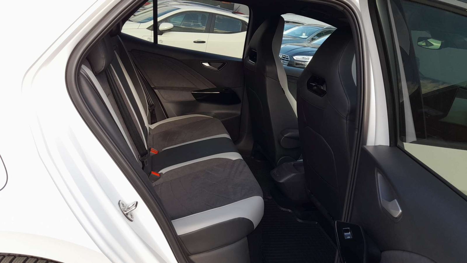 VW ID.3 Pro 2023, fotografija 10