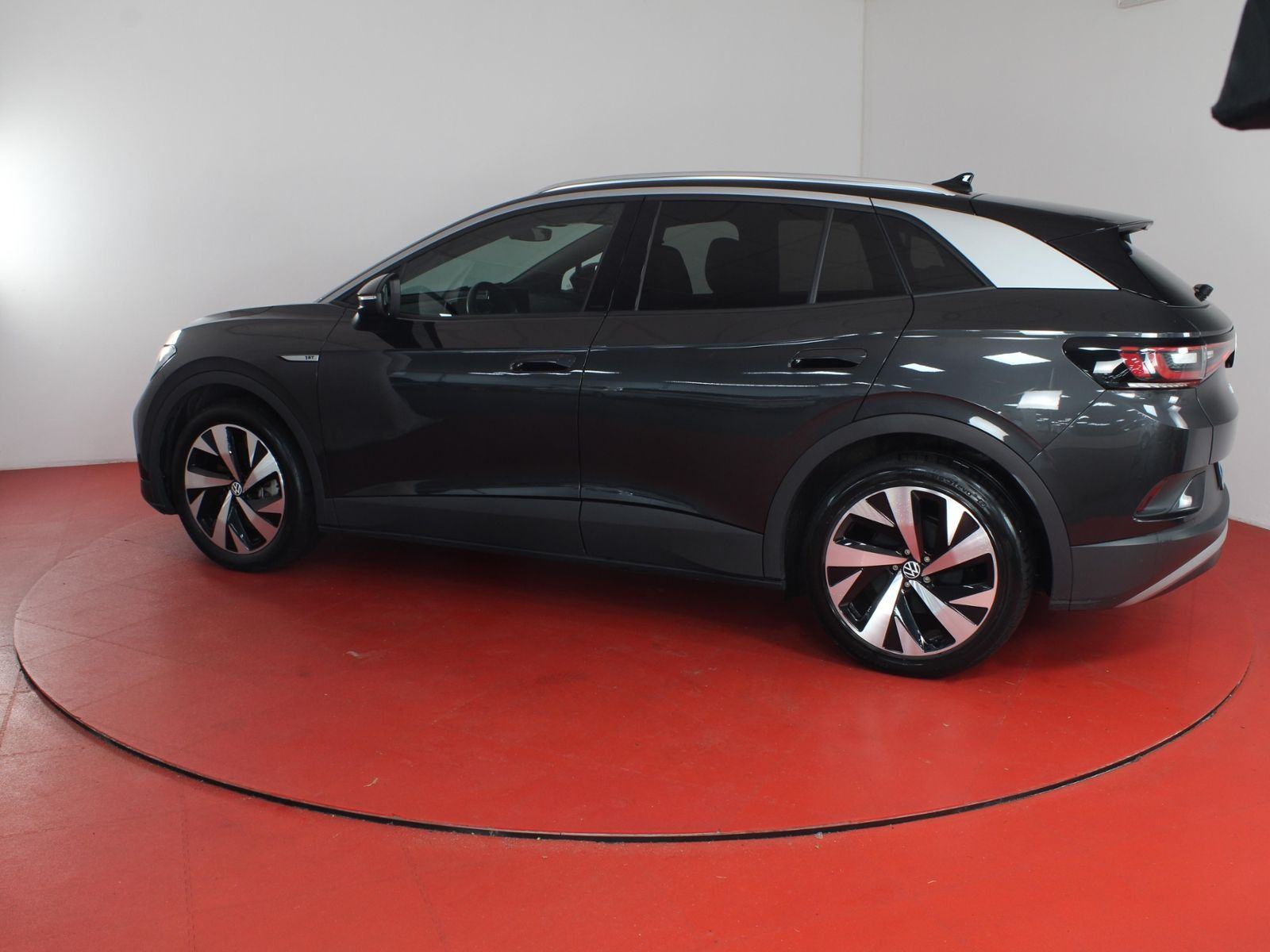 VW ID.4 1st Edition 82kWh WLTP 522KM TOPLINSKA PUMPA TEST BATERIJE ACC, pogled izvana - slika 1