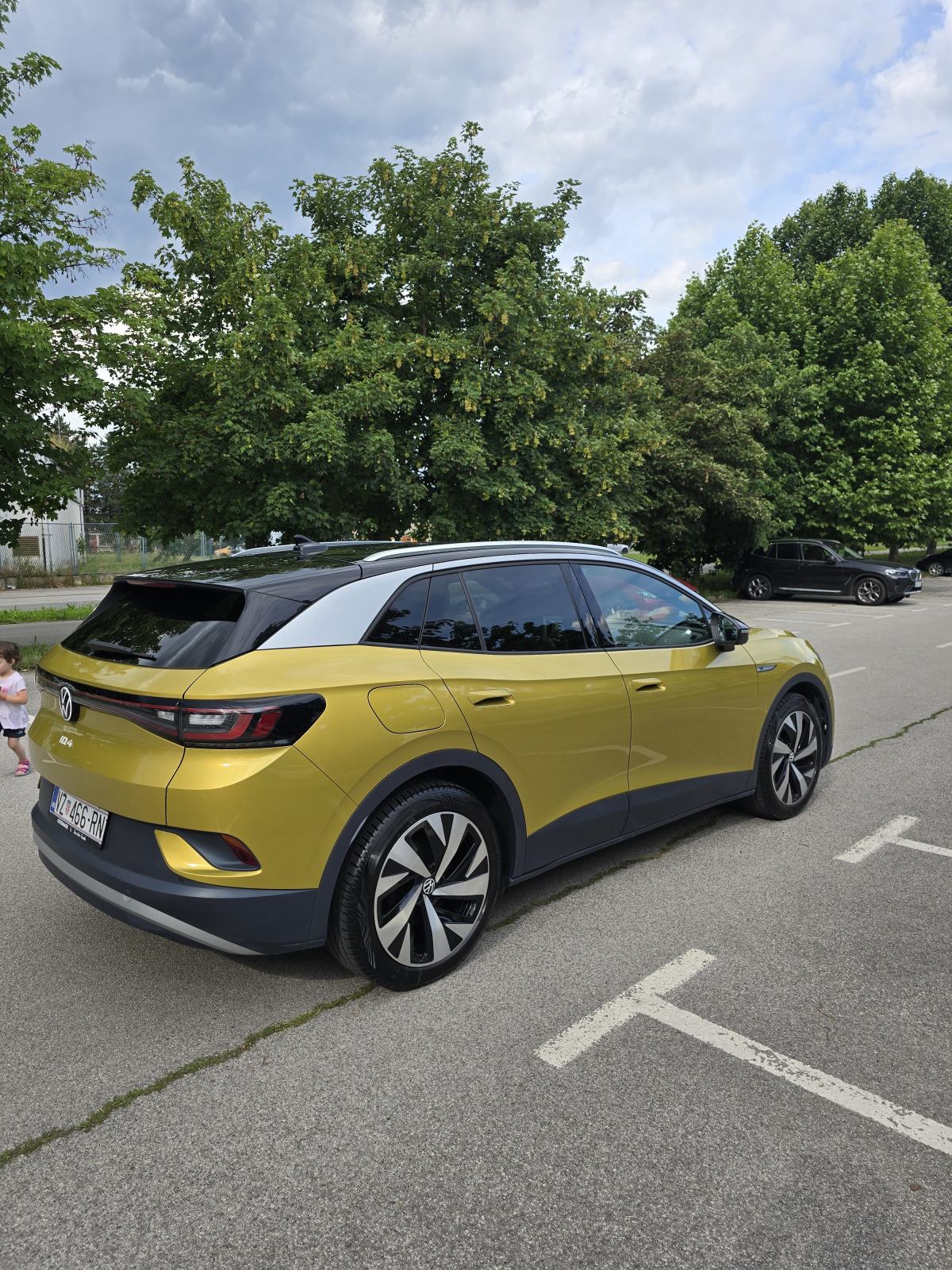 VW ID.4 1st Edition, 82KWh baterija, Travel Assist, Kamera, pogled izvana - slika 4
