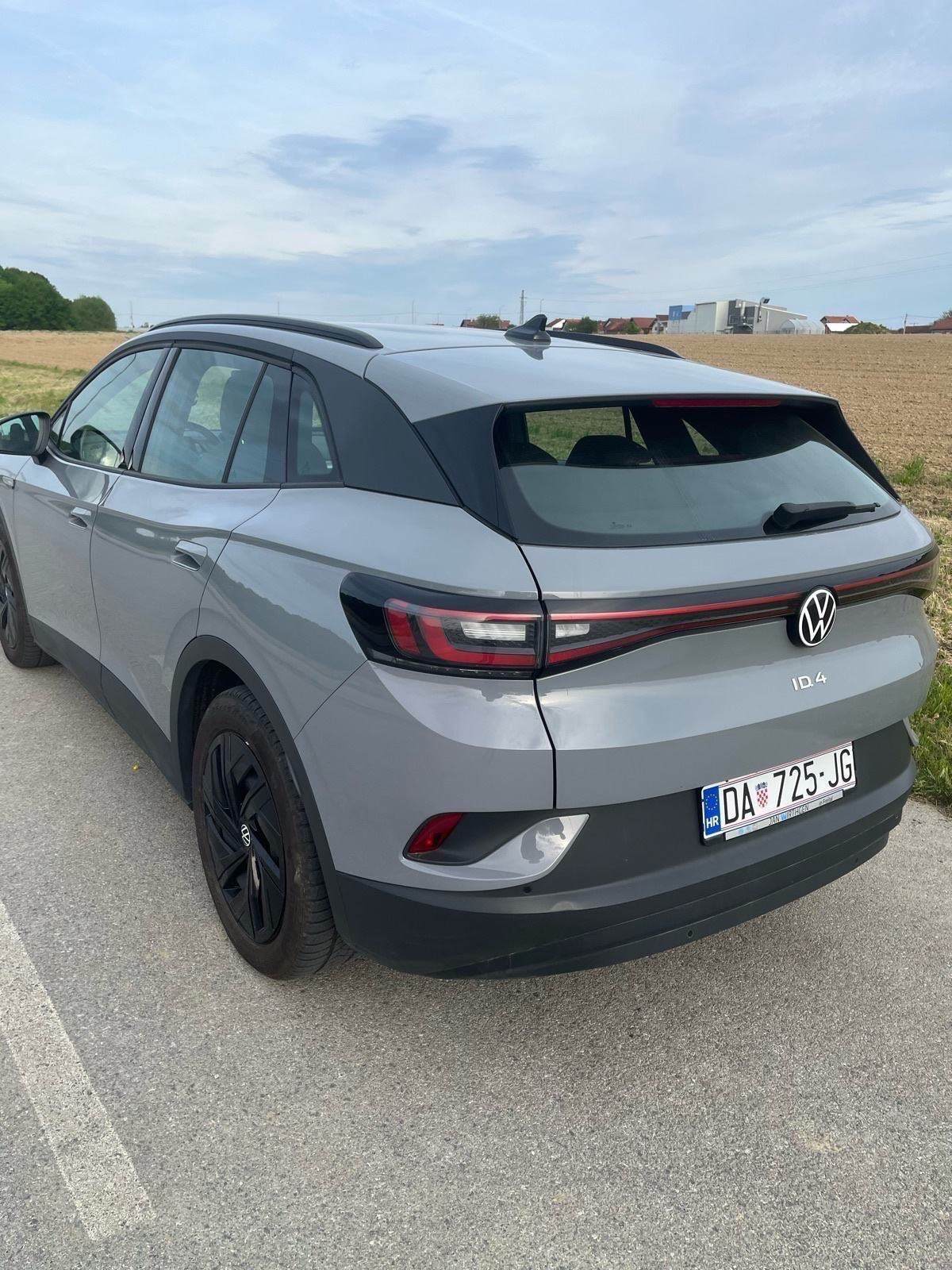 VW ID.4 PURE Toplinska pumpa,Tvornička garancija, pogled izvana - slika 3