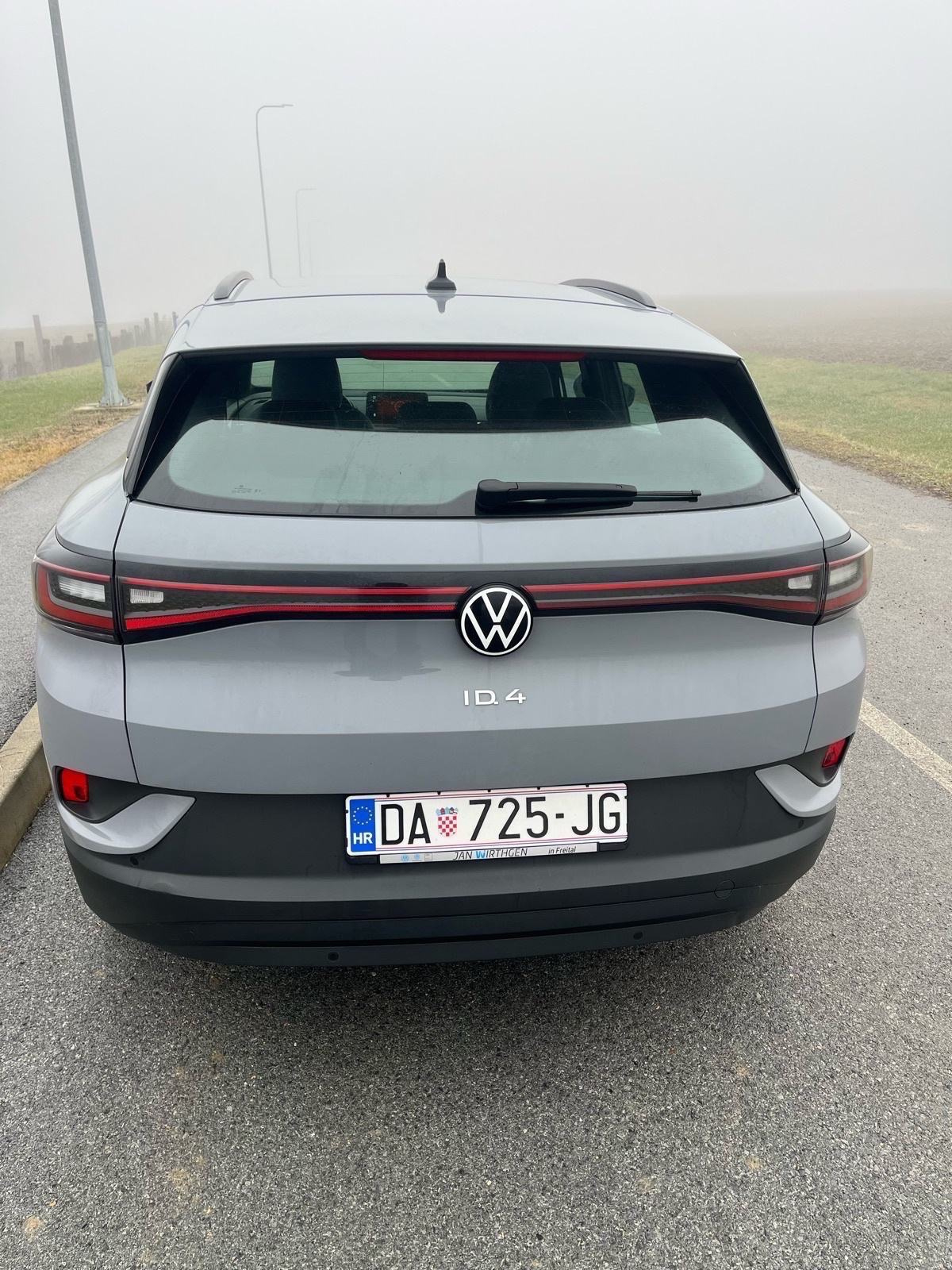 VW ID.4 PURE Toplinska pumpa,Tvornička garancija, pogled izvana - slika 5