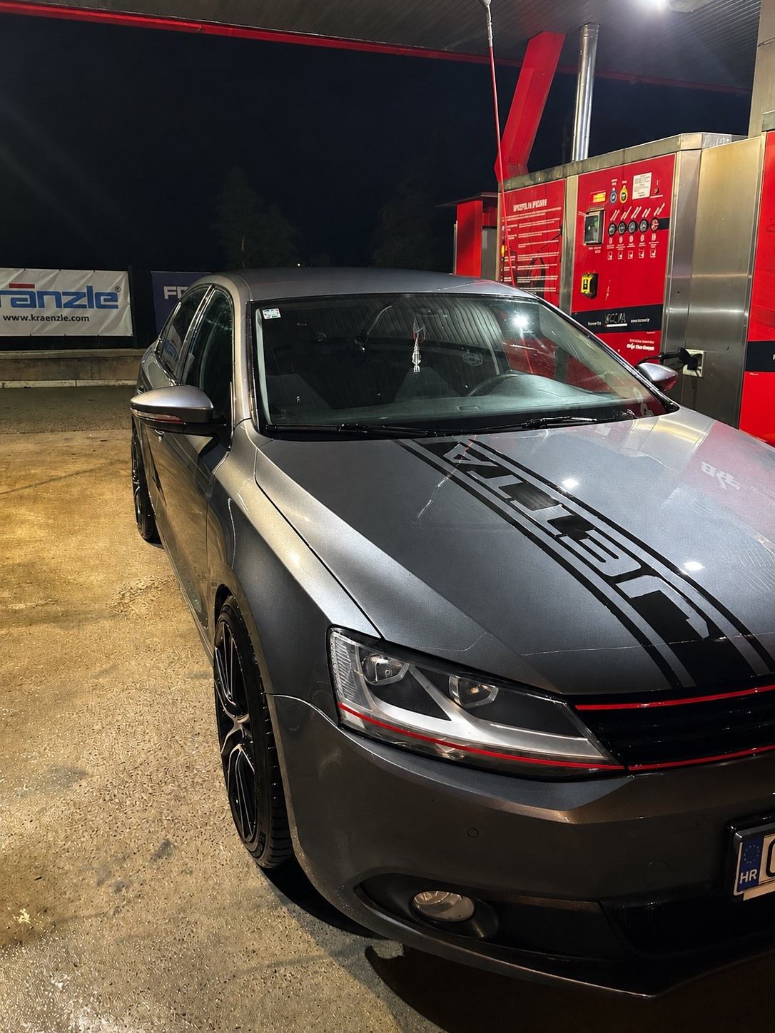 VW Jetta 1,6 TDI, fotografija 2