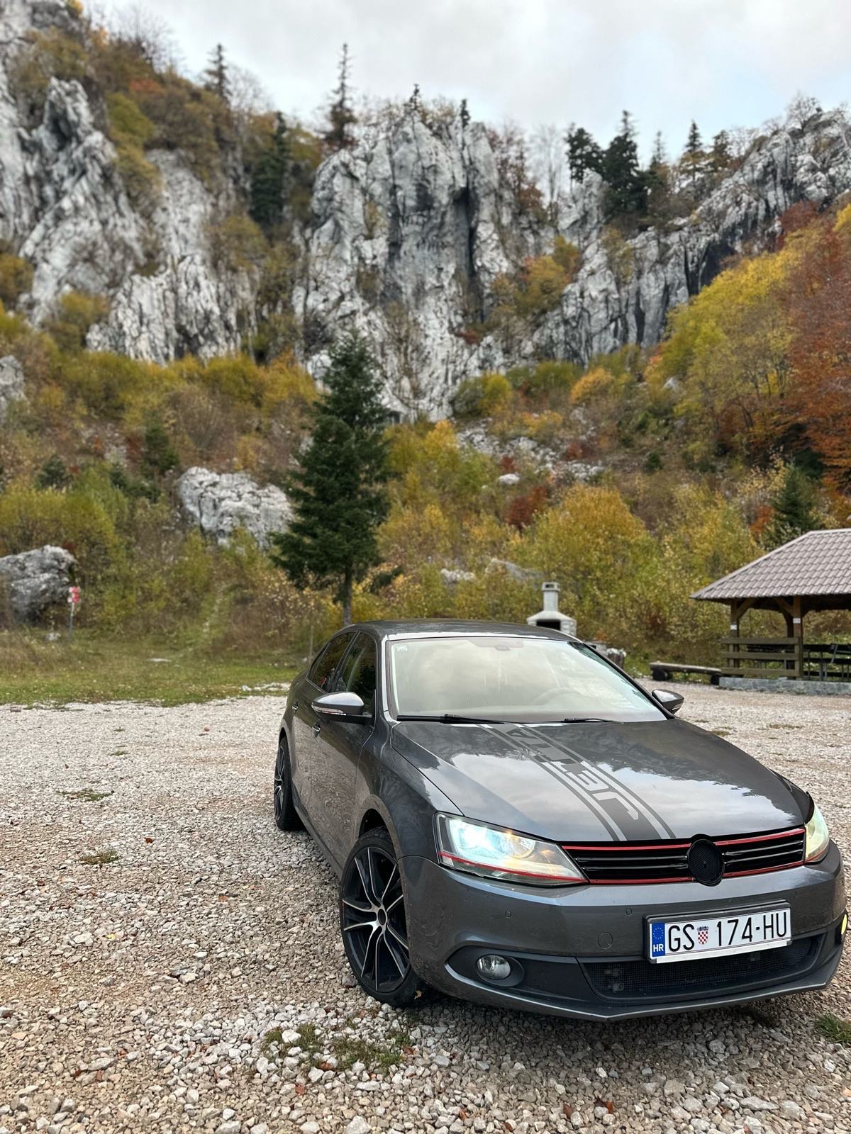 VW Jetta 1,6 TDI, fotografija 5