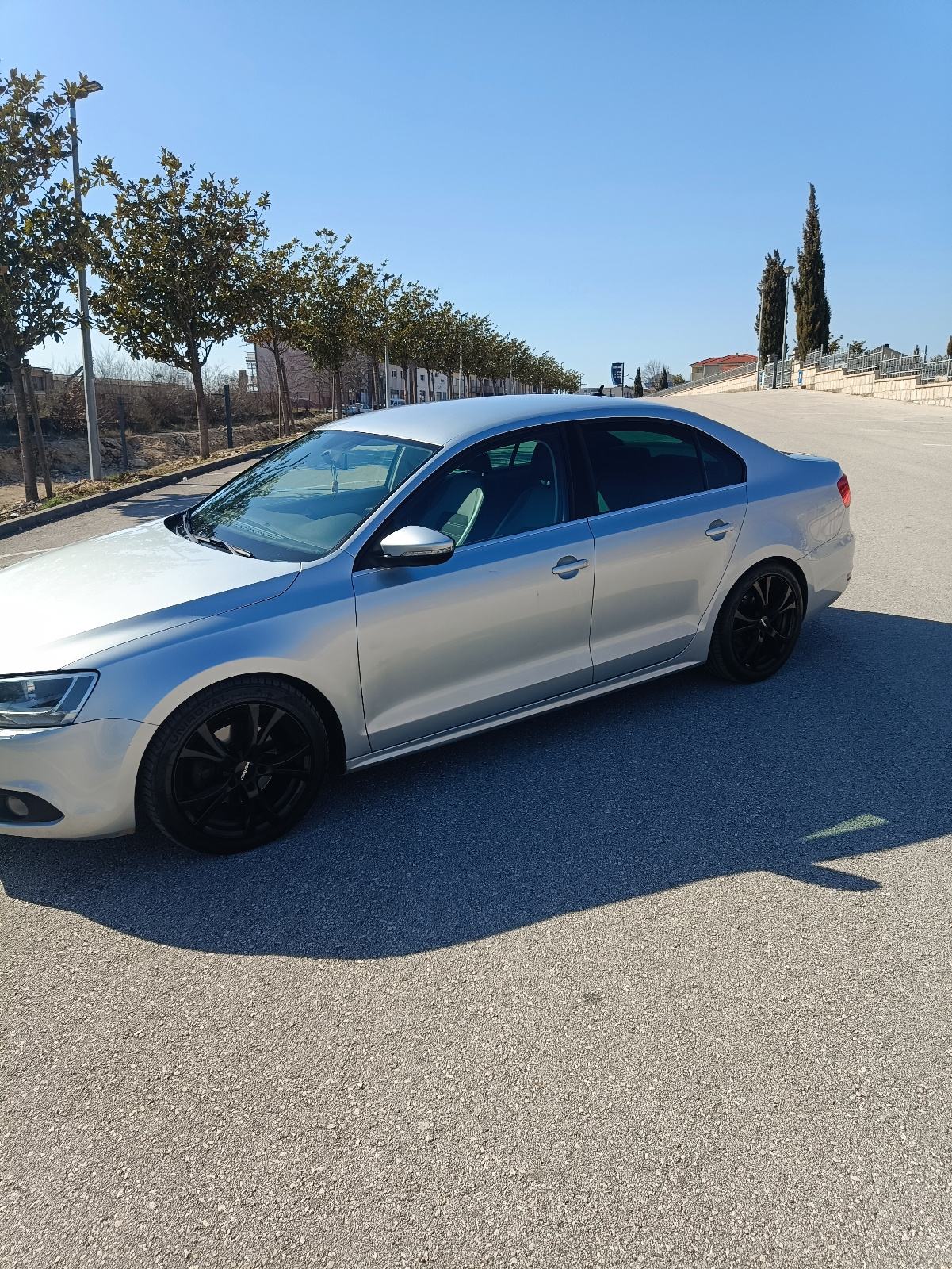 VW Jetta 2,0 TDI, fotografija 16