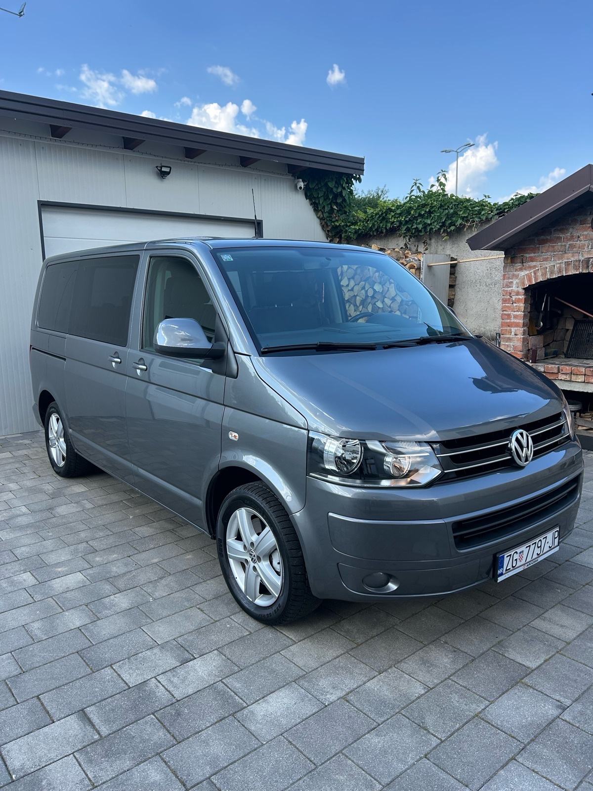 VW Multivan 2,0 TDI automatik, fotografija 3