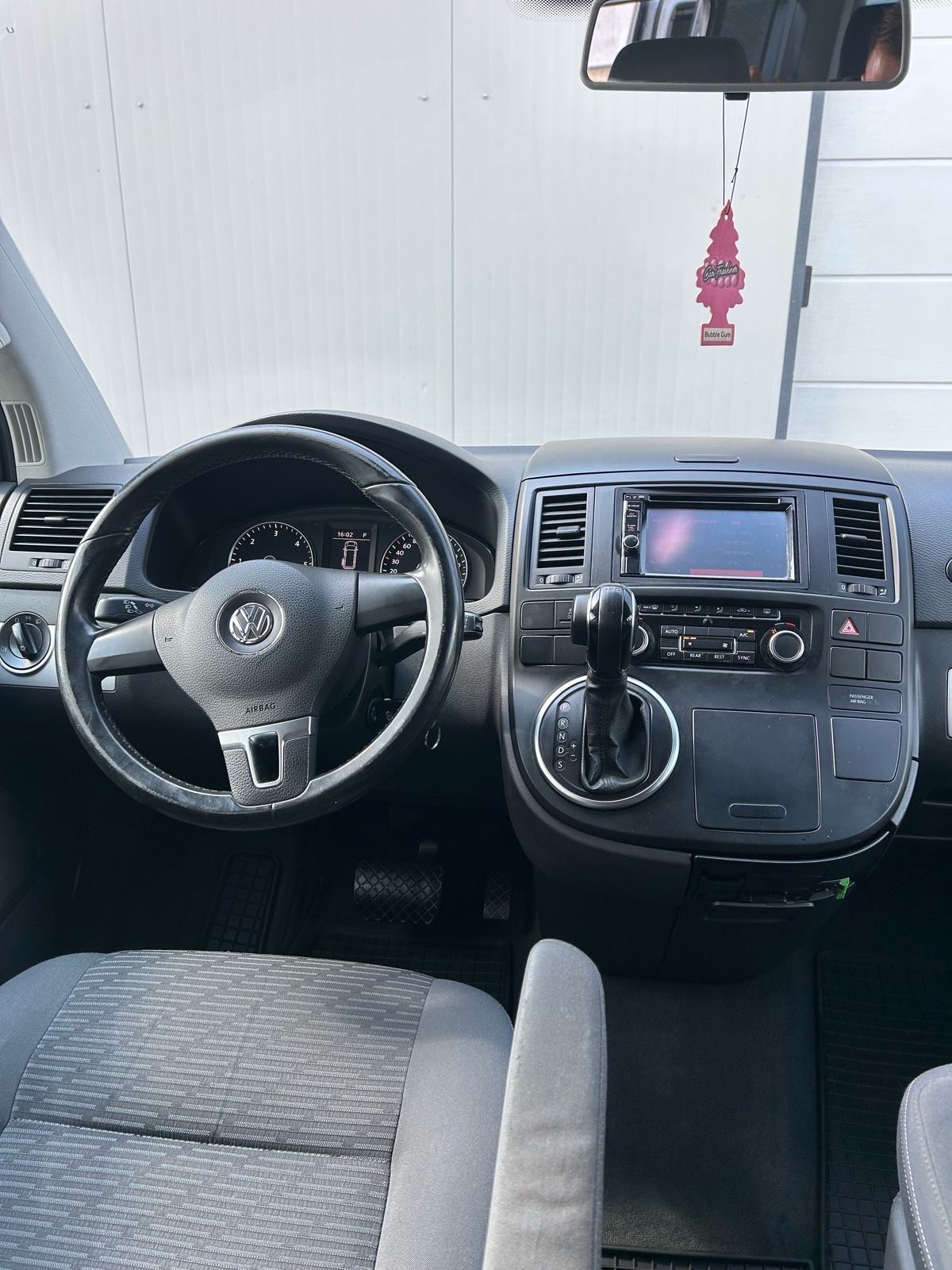 VW Multivan 2,0 TDI automatik, fotografija 9