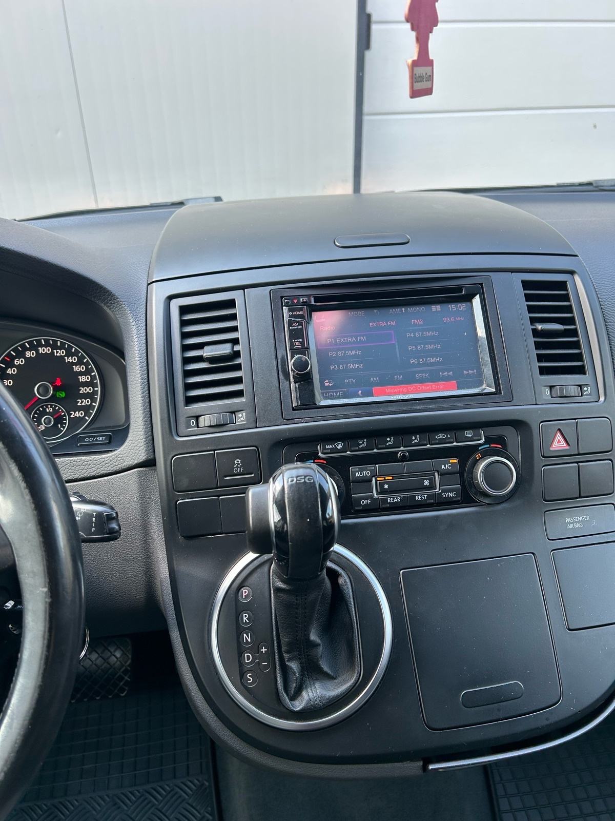 VW Multivan 2,0 TDI automatik, fotografija 11