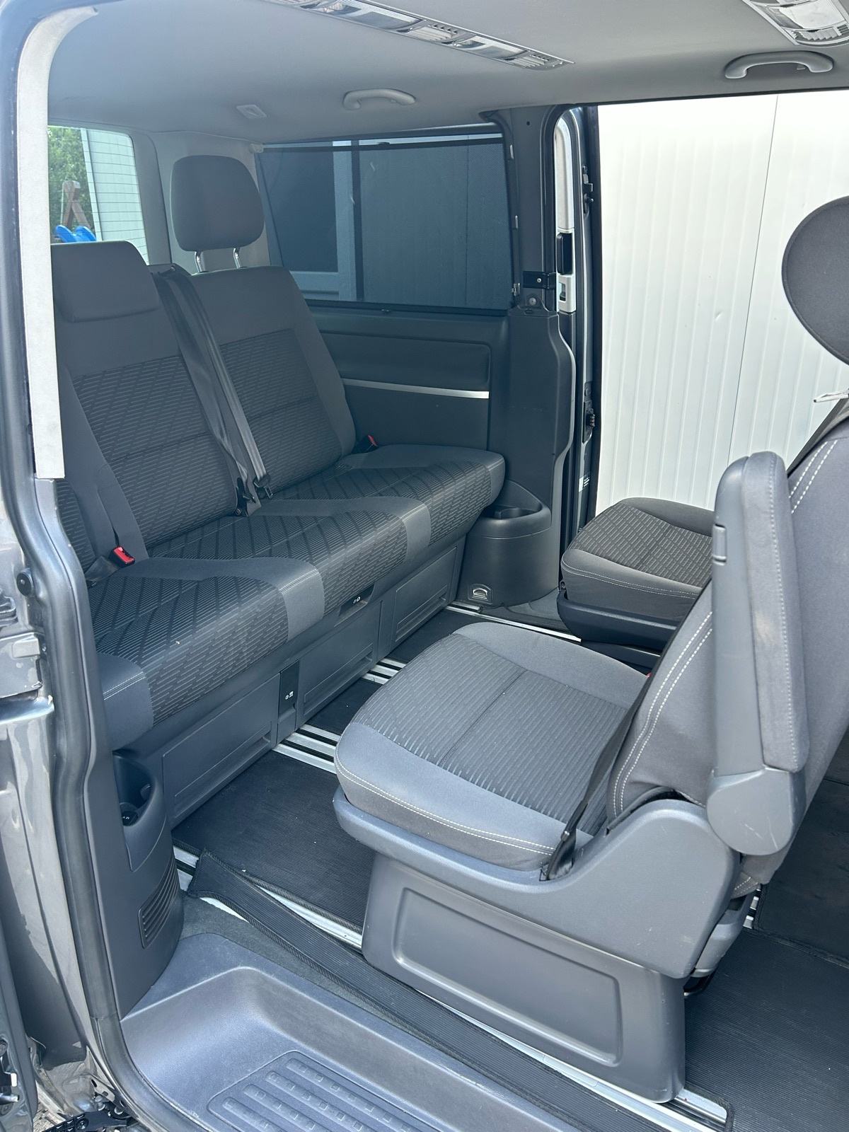 VW Multivan 2,0 TDI automatik, fotografija 15