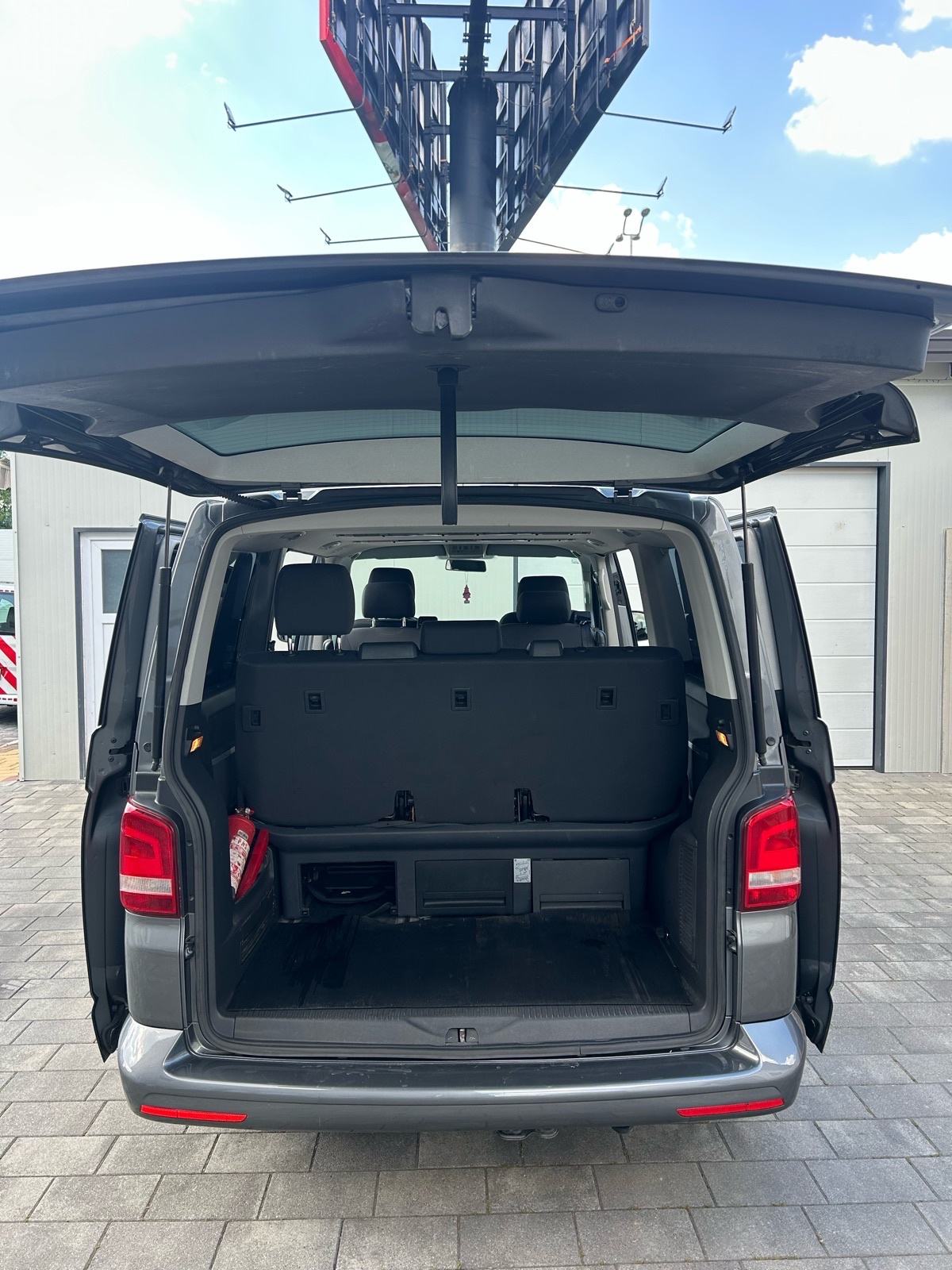 VW Multivan 2,0 TDI automatik, fotografija 20