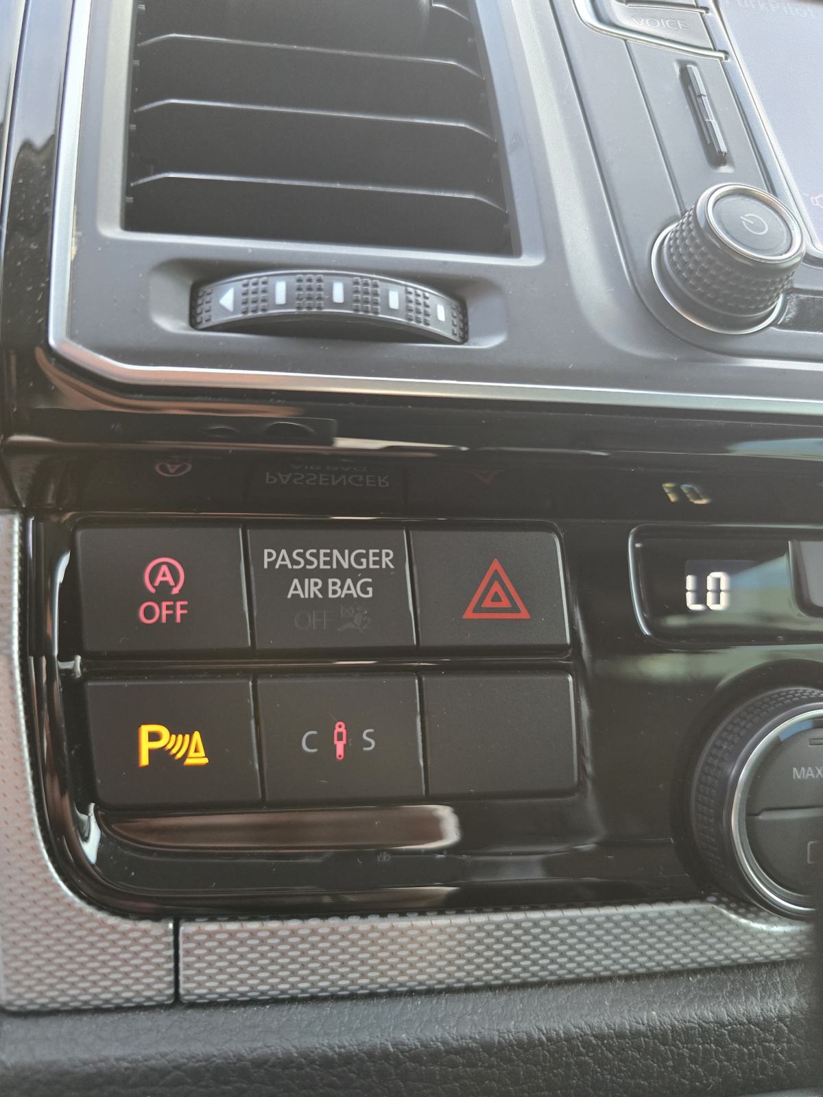 VW MULTIVAN 2.0 TDI DSG 4MOTION HIGHLINE * FULL OPREMA*ODLIČNO STANJE, fotografija 17