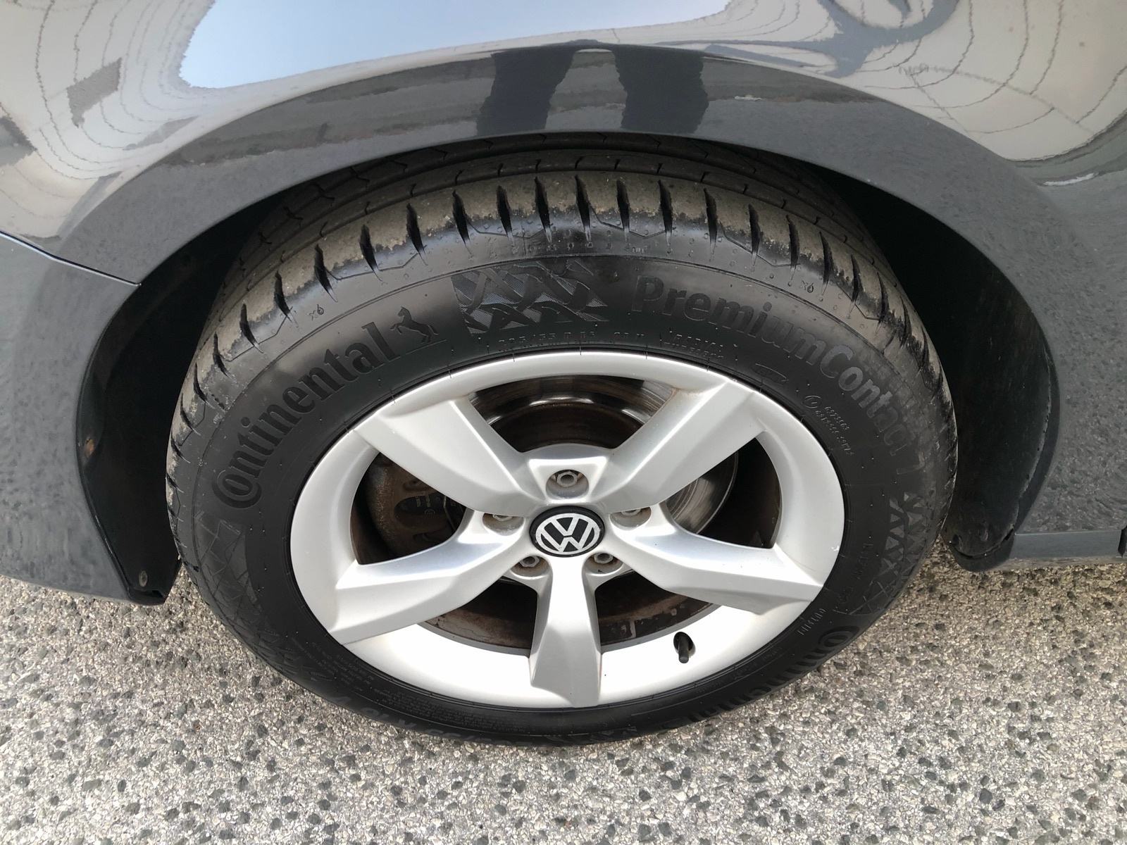 VW PASAT 1,6 TDI **KO IZ TVORNICE*MAXX *OPREMA,TV 12INČA,KAMERA,NAVI**, fotografija 19