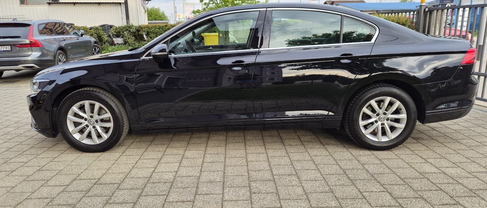 VW Passat 1,5 TSI DSG HR VOZILO KAO NOVO 1VLASNIK, fotografija 8