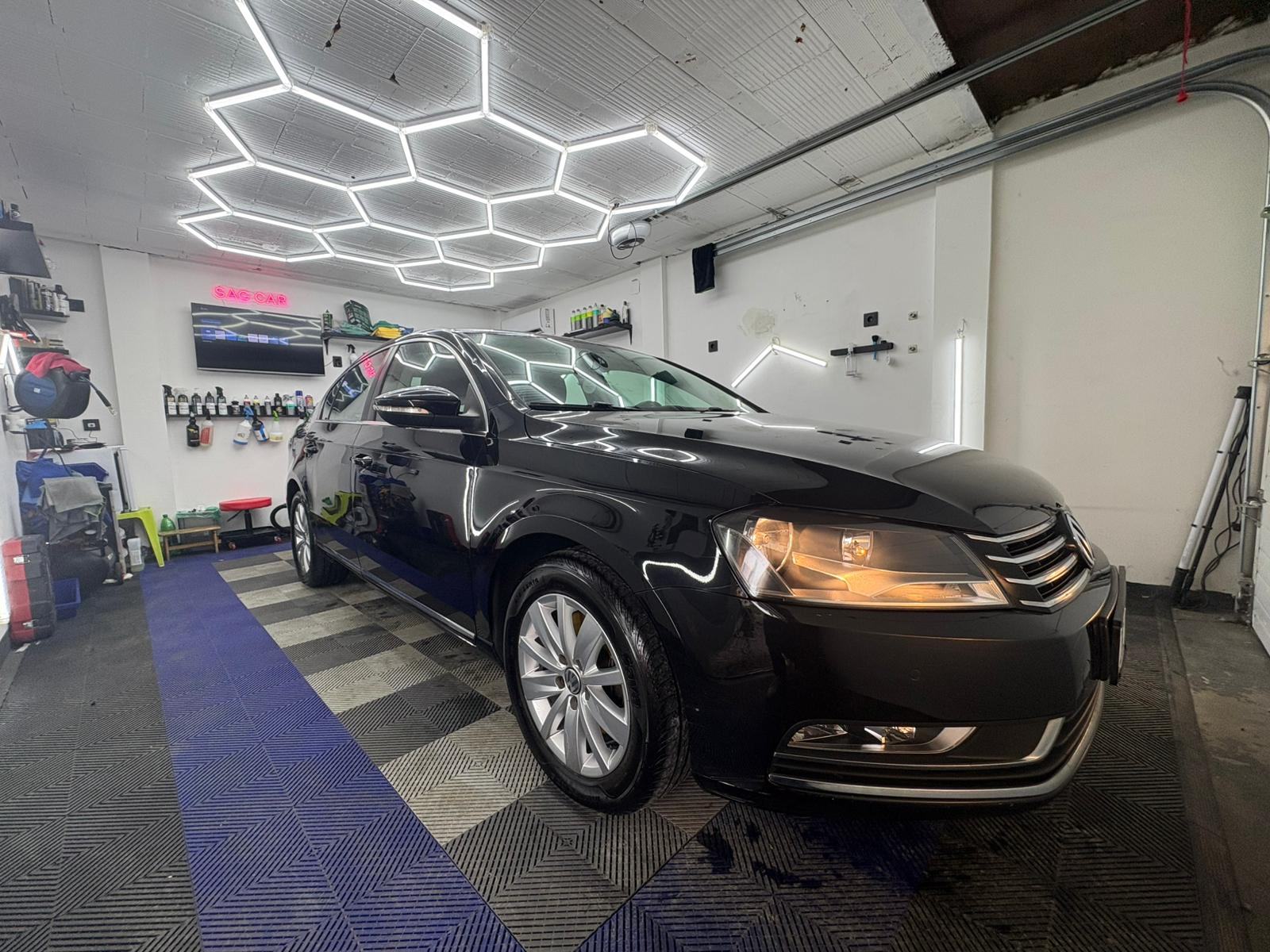 VW Passat 1,6 TDI 2011, prvi vlasnik, fotografija 3