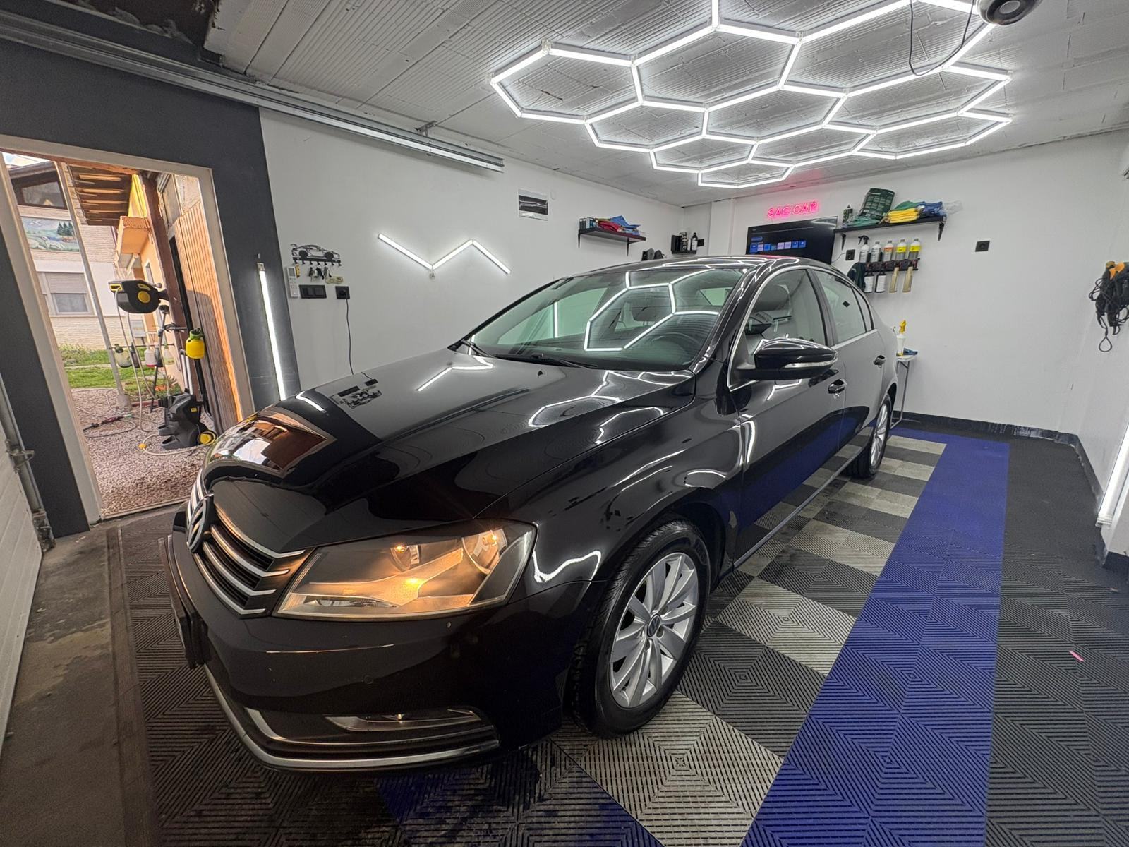 VW Passat 1,6 TDI 2011, prvi vlasnik, fotografija 5