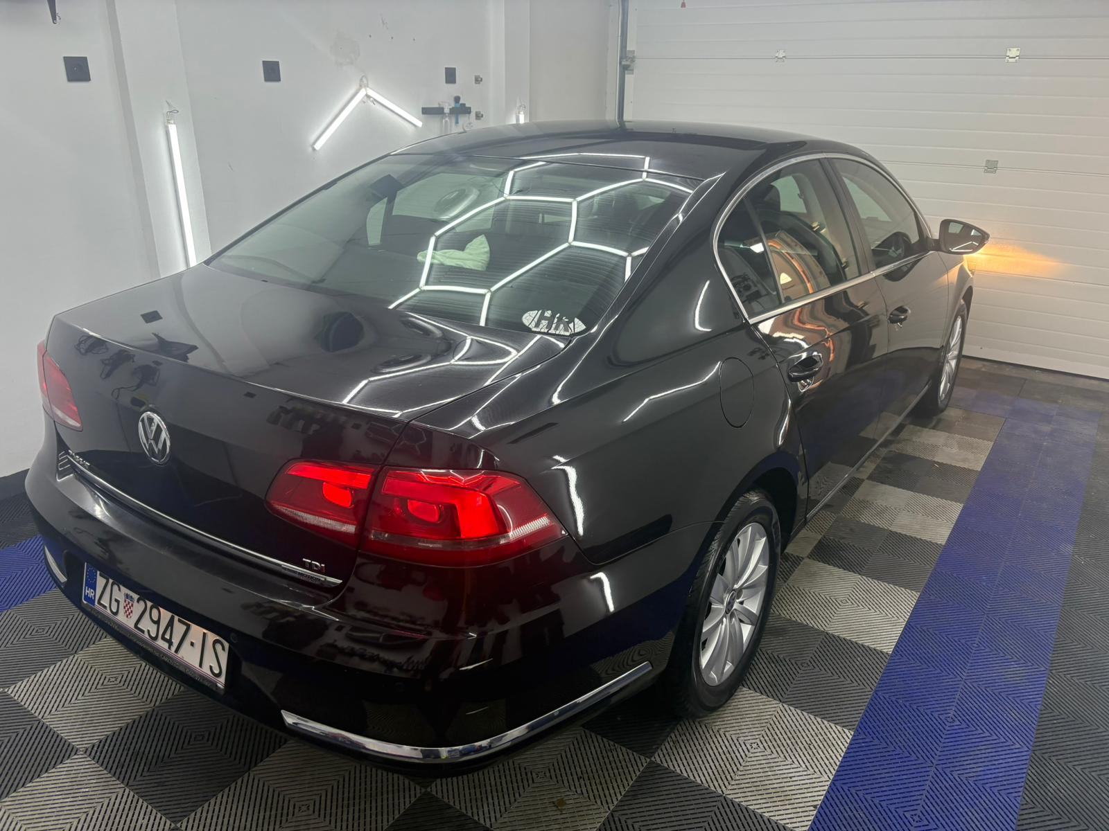 VW Passat 1,6 TDI 2011, prvi vlasnik, fotografija 7